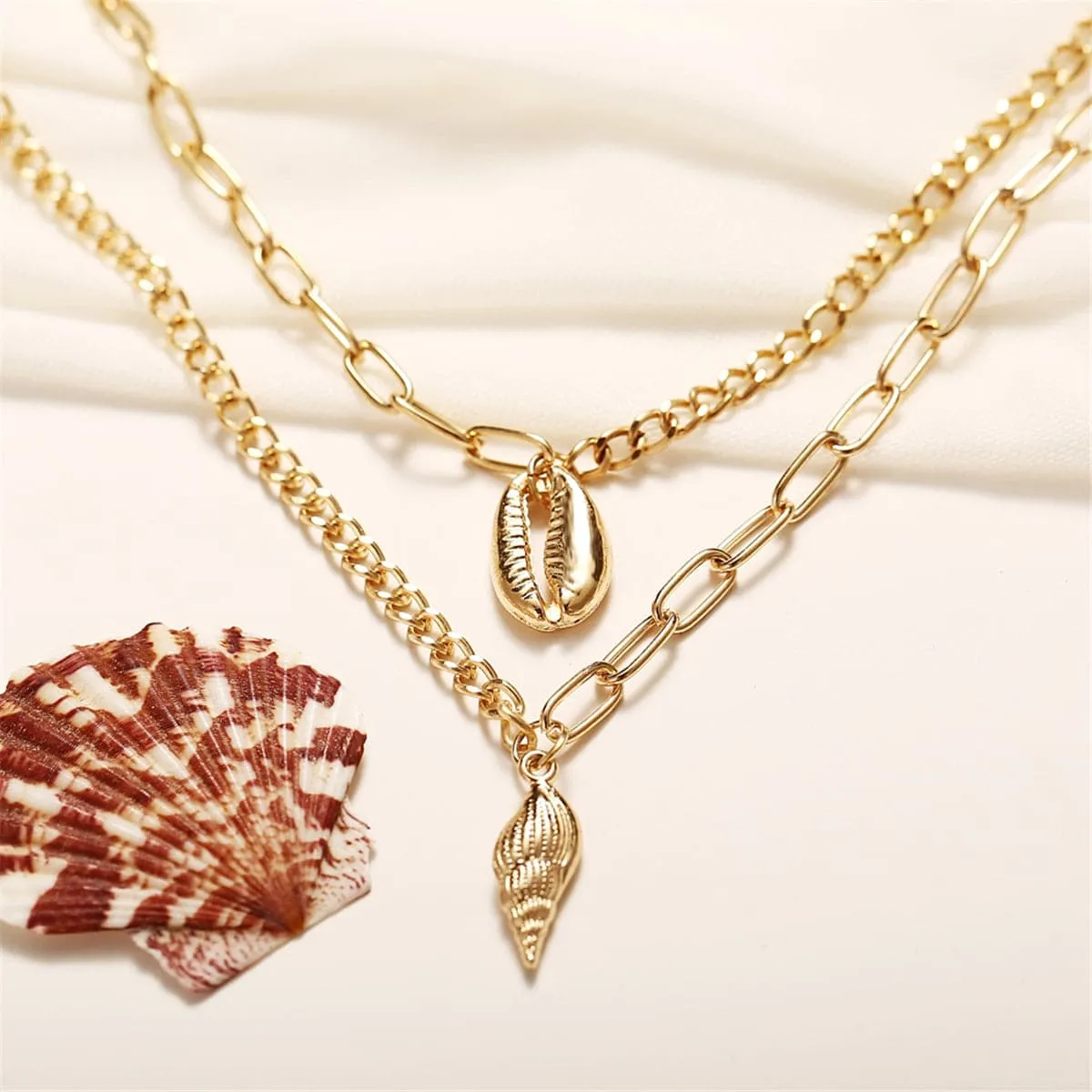18K Gold-Plated Shell & Conch Pendant Layer Necklace