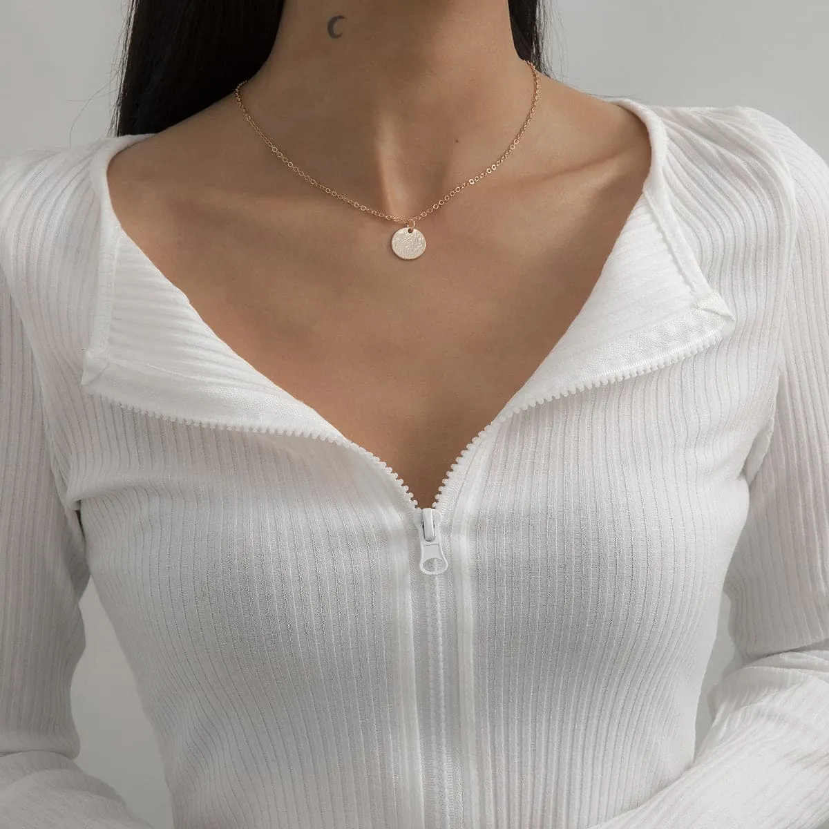 18K Gold-Plated Textured Circle Pendant Necklace