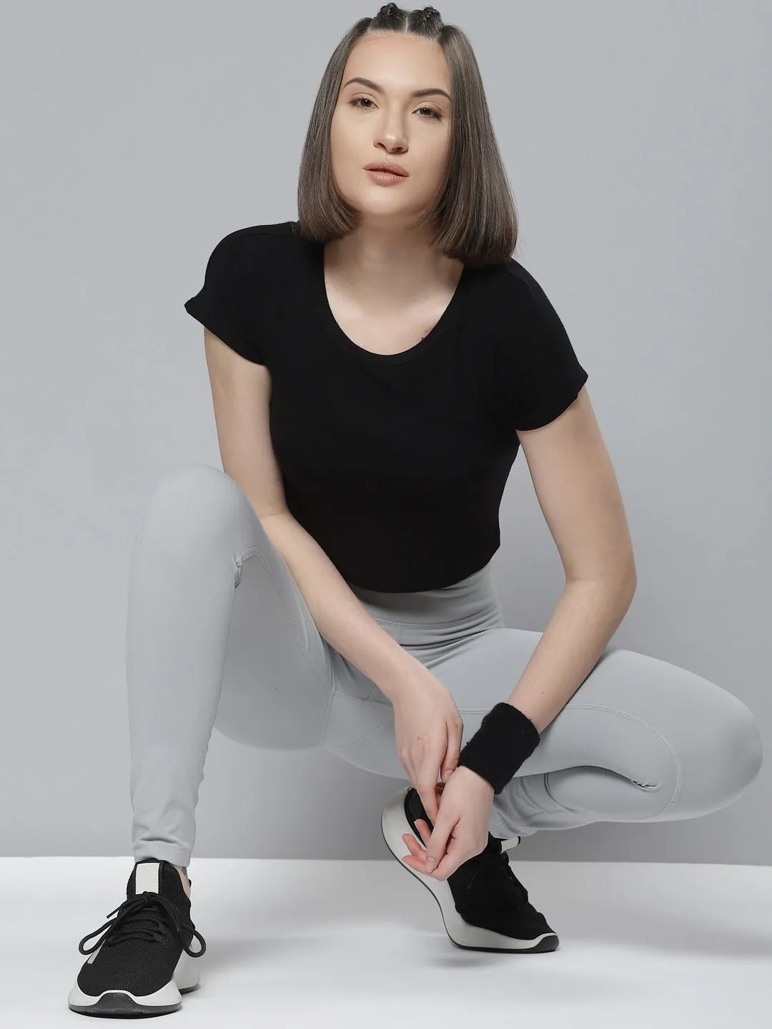 Alcis Women Grey Solid Tights