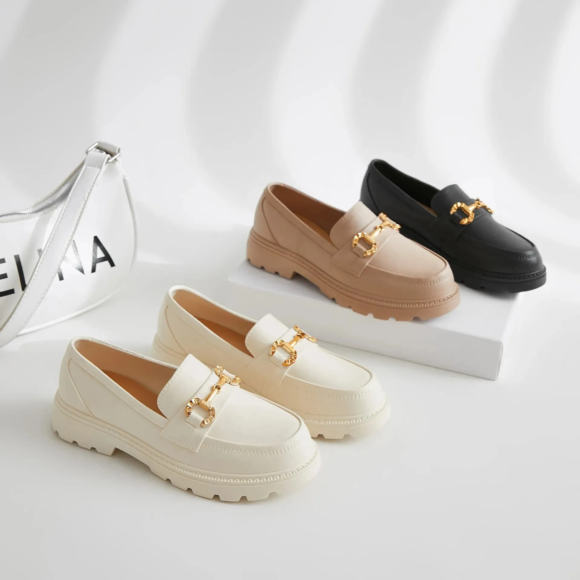 Amore Mia Leather Loafers