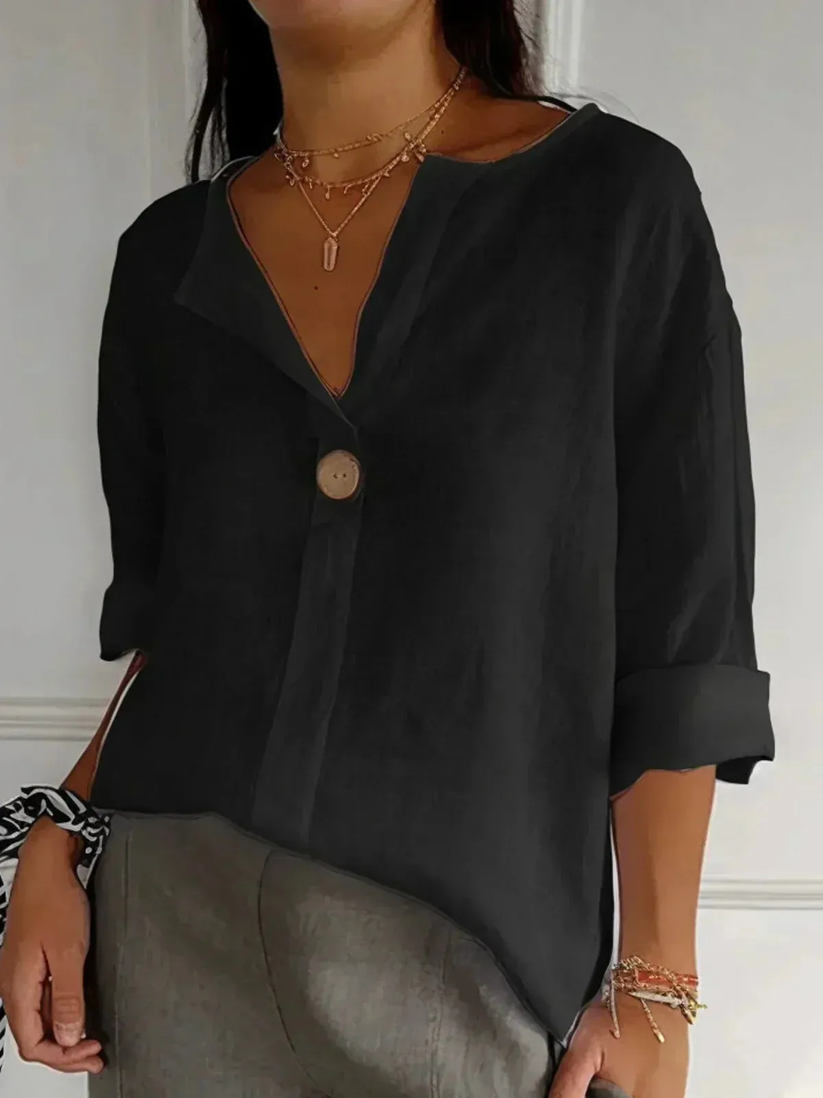 Ariana® | Chic and comfortable blouse