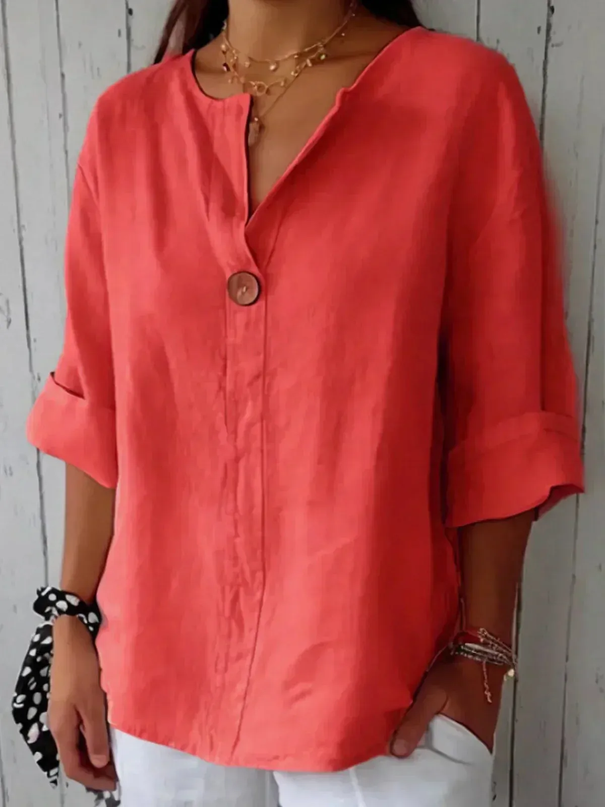 Ariana® | Chic and comfortable blouse