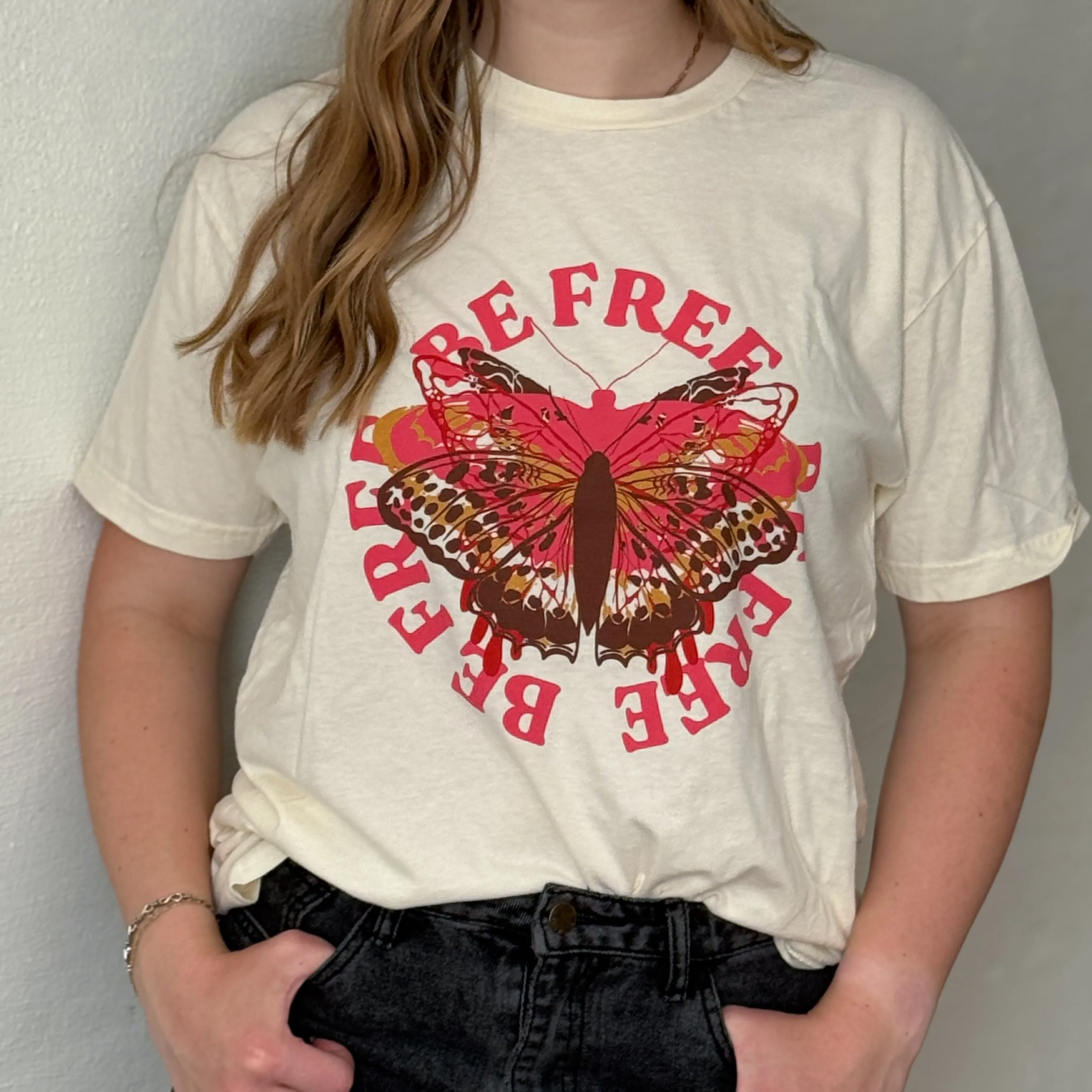 Be Free Tee in Washed Natural