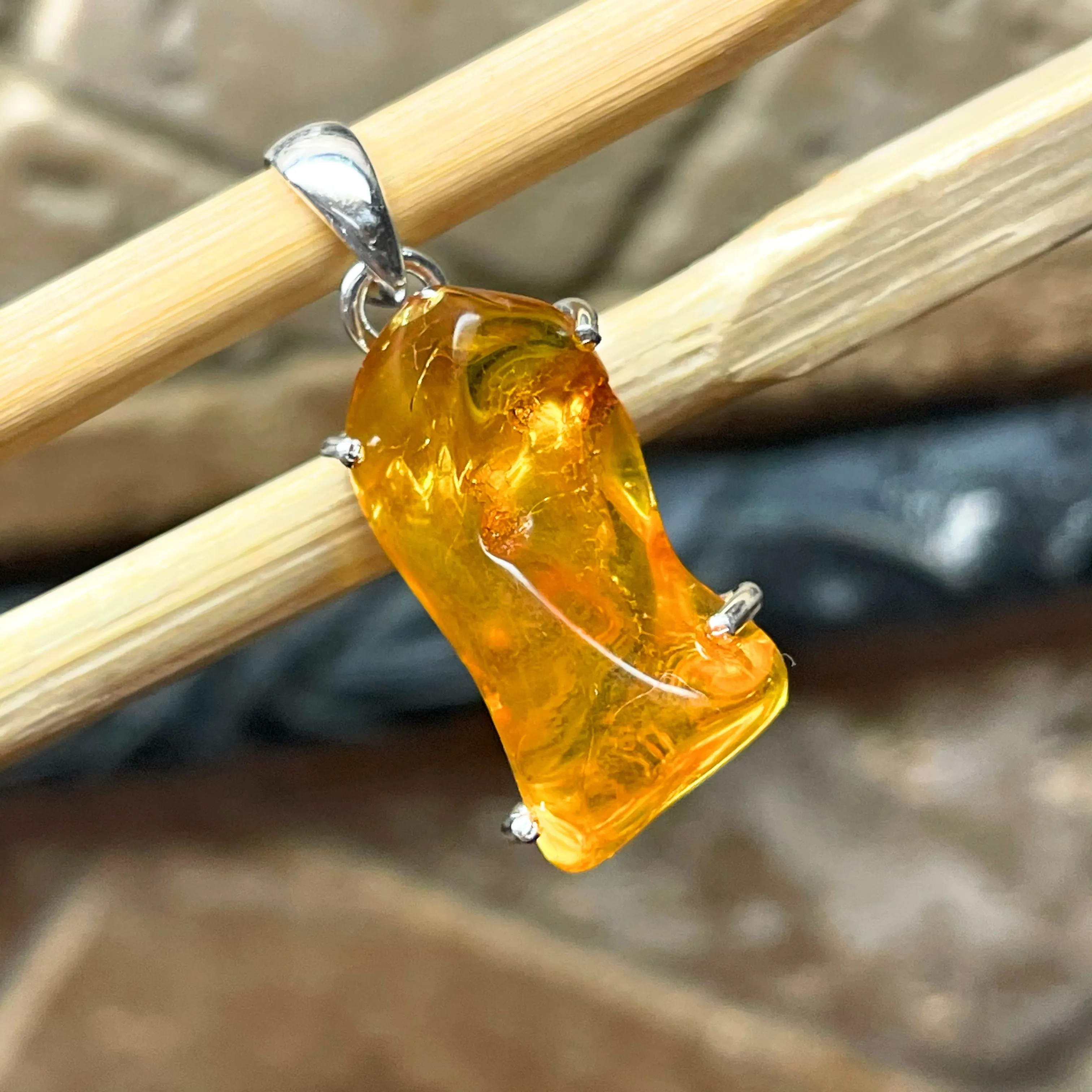Beautiful Baltic Amber 925 Solid Sterling Silver Pendant 30mm