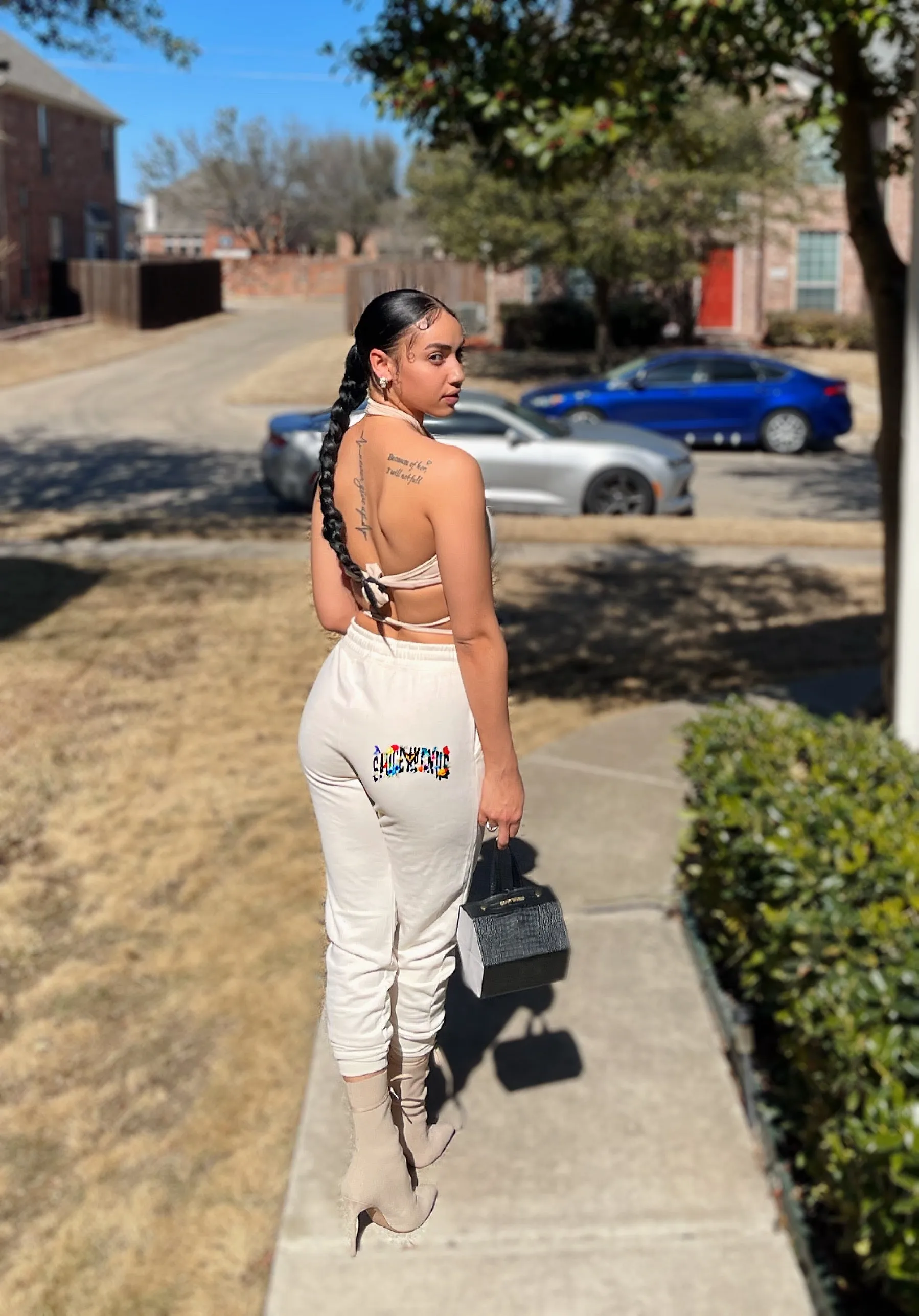 Black SA Flowers & Butterflies (Vertical) | Women's Off White Joggers