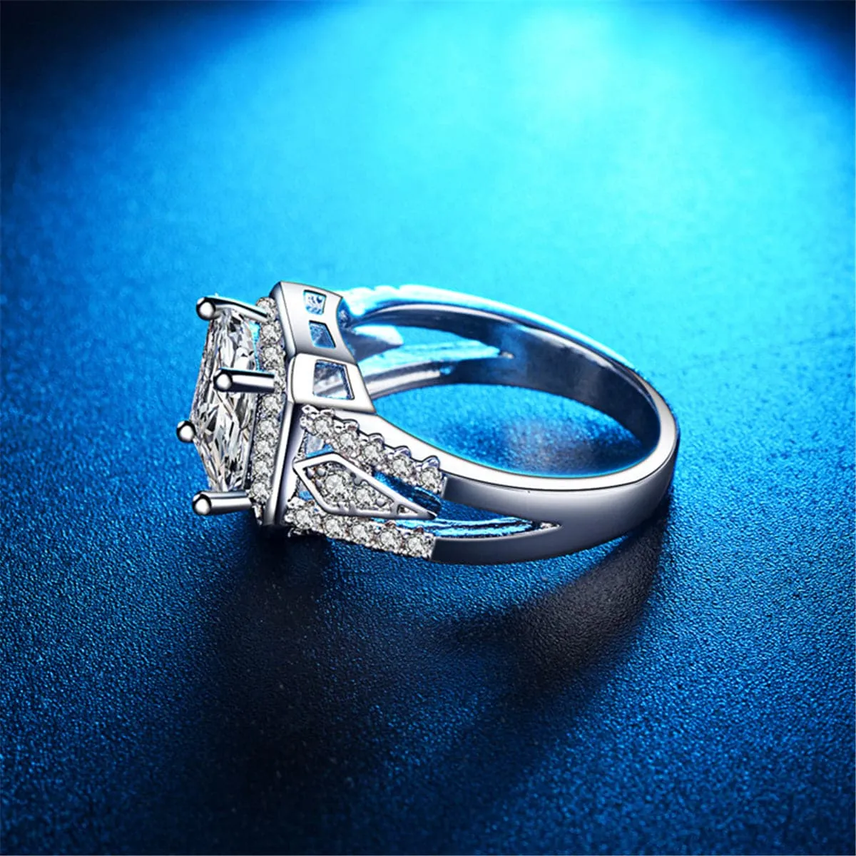 Blue Crystal & Cubic Zirconia Filigree Ring