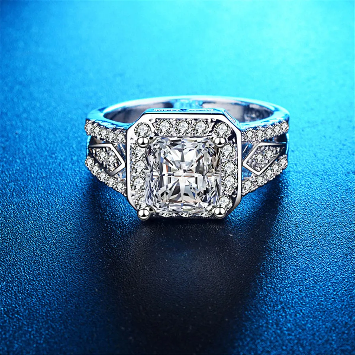 Blue Crystal & Cubic Zirconia Filigree Ring