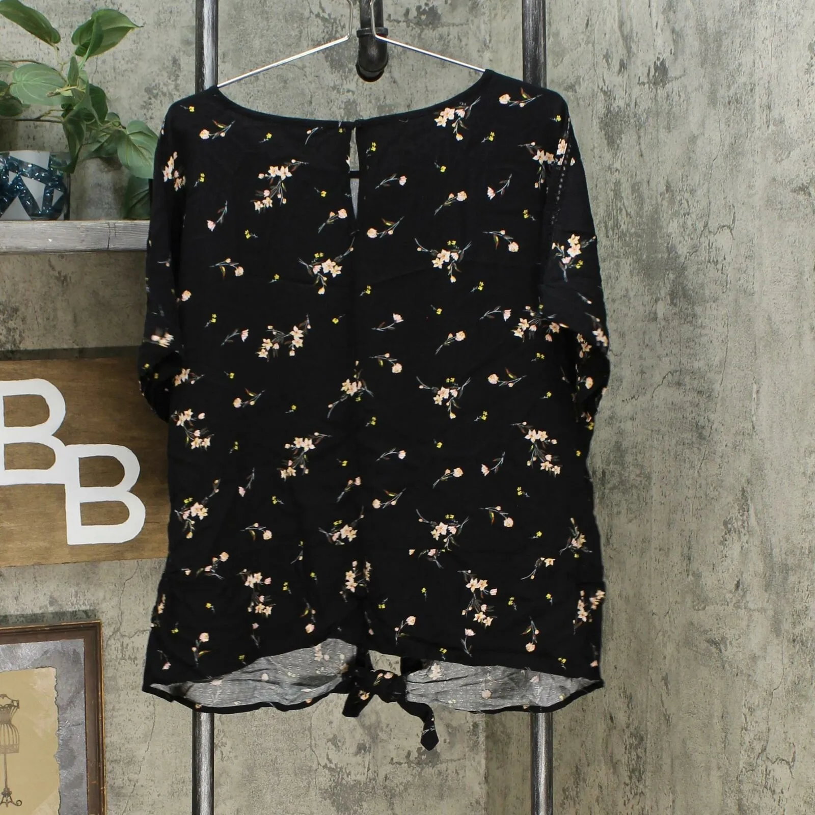 Buffalo David Bitton Women's Tie Front Woven Top With Crochet Inserts Black XL