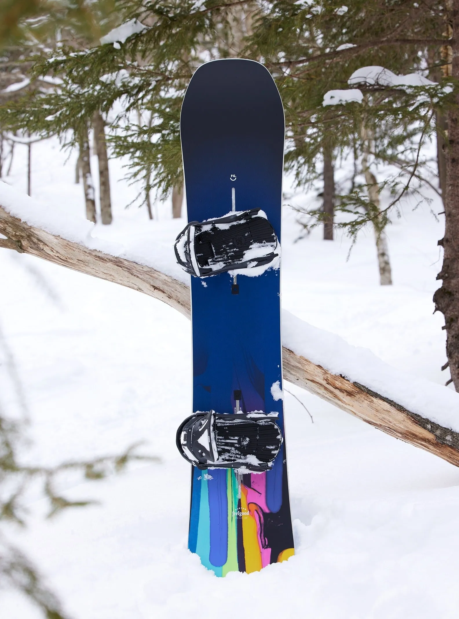 Burton Women's Feelgood Flying V Snowboard 2024