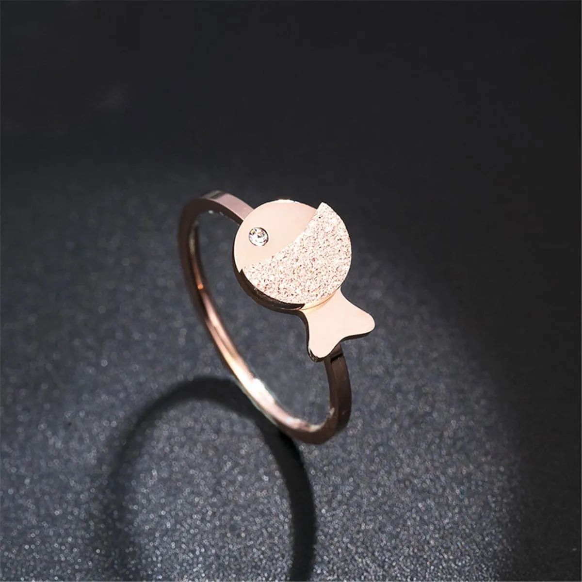 Cubic Zirconia & 18K Rose Gold-Plated Frosted Fish Ring