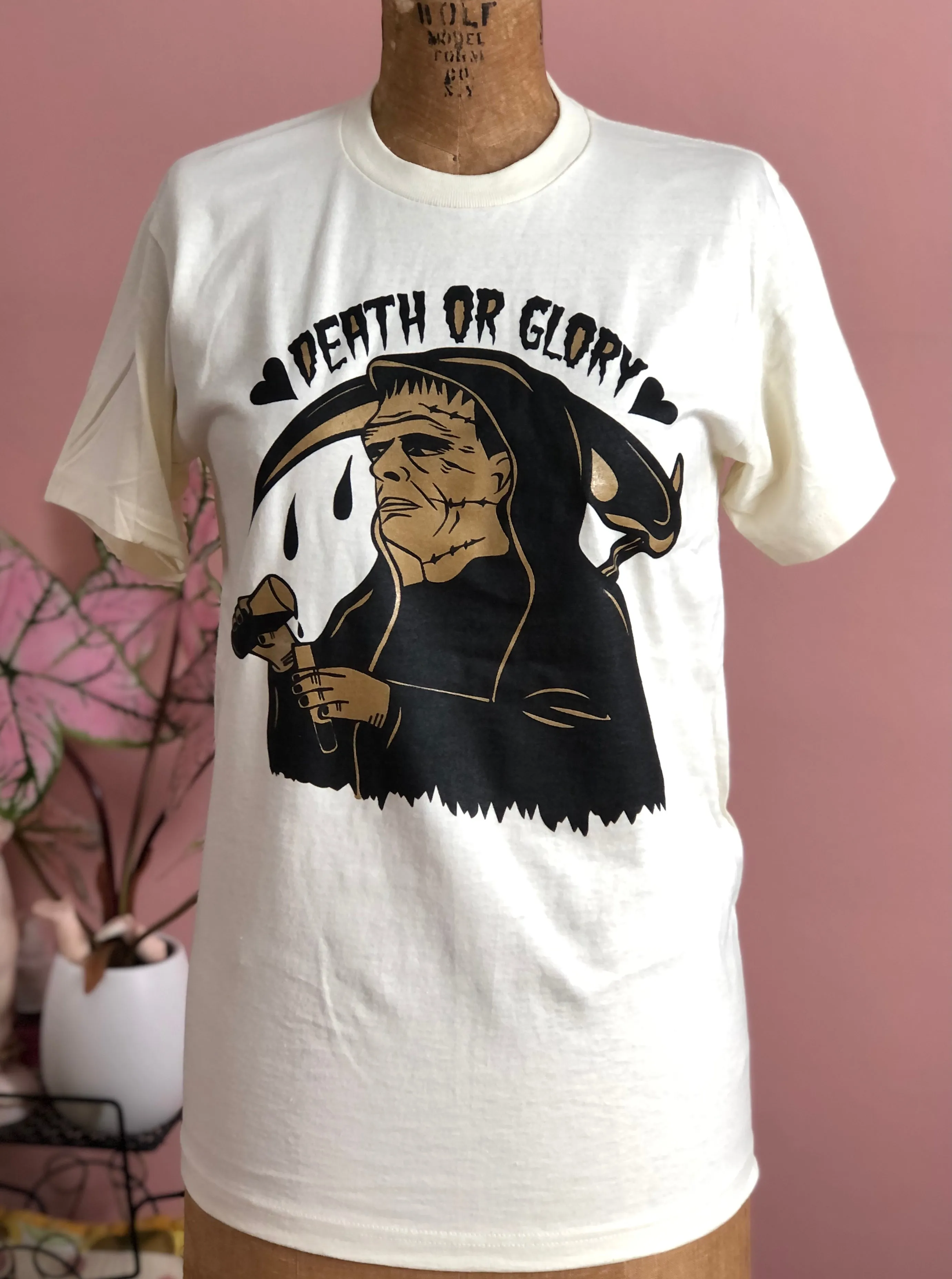 DEATH OR GLORY HEAVYWEIGHT UNISEX TEE *NATURAL