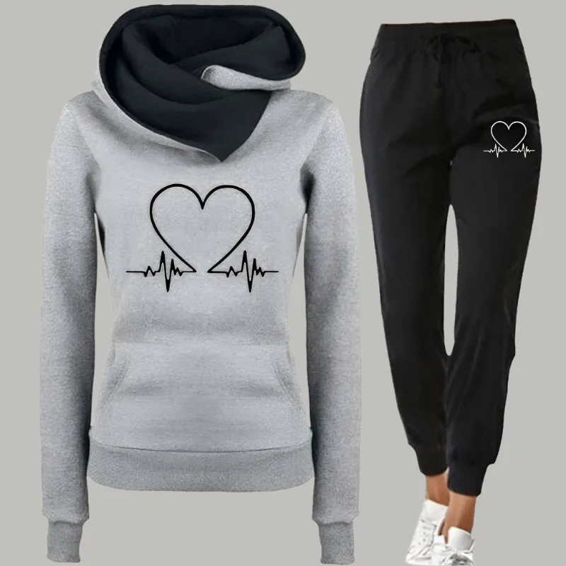 Eliana – Relaxed Women’s Jogging Suit