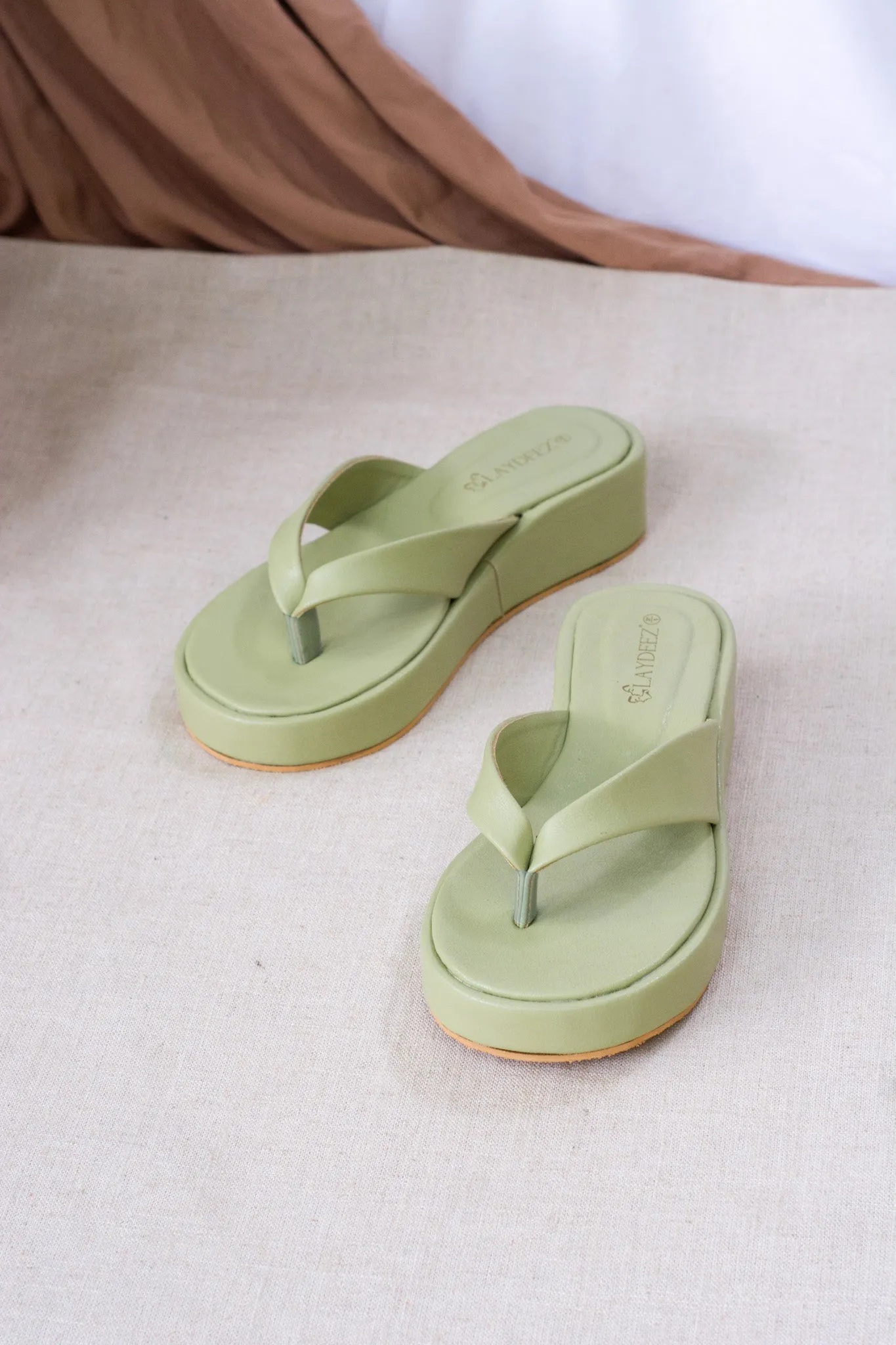 Emmy Thong Flatform Sandals