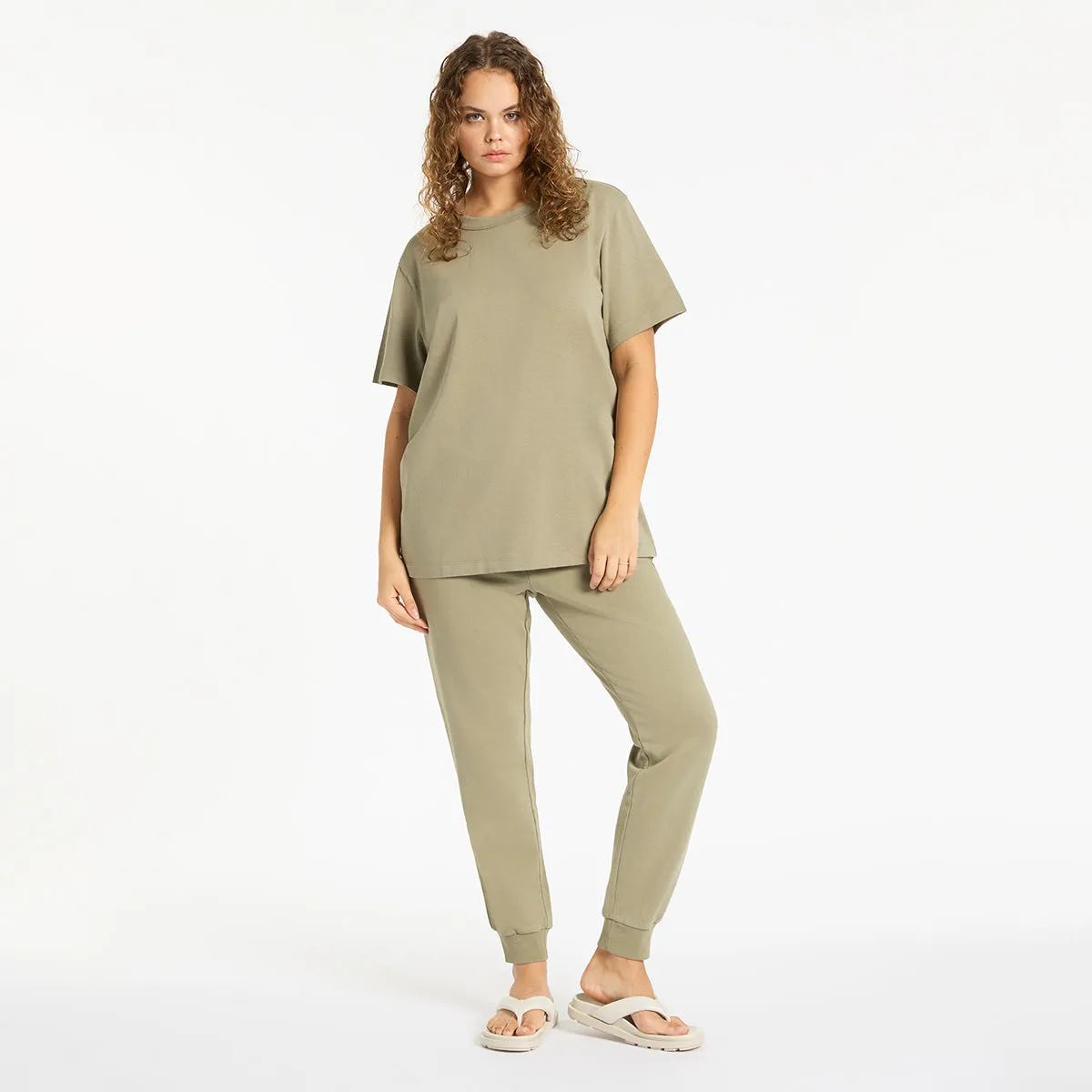 Feels Right - Women's Tee / Washed Sage