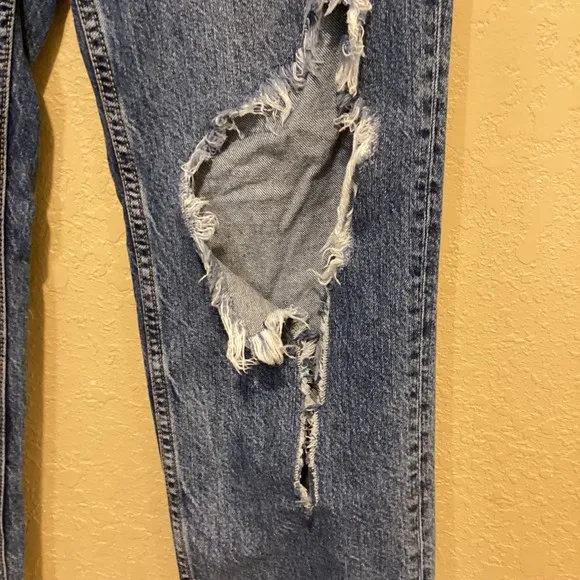 Free People CRVY Highly Distressed High Rise Women's Jeans Straight Leg Size 27