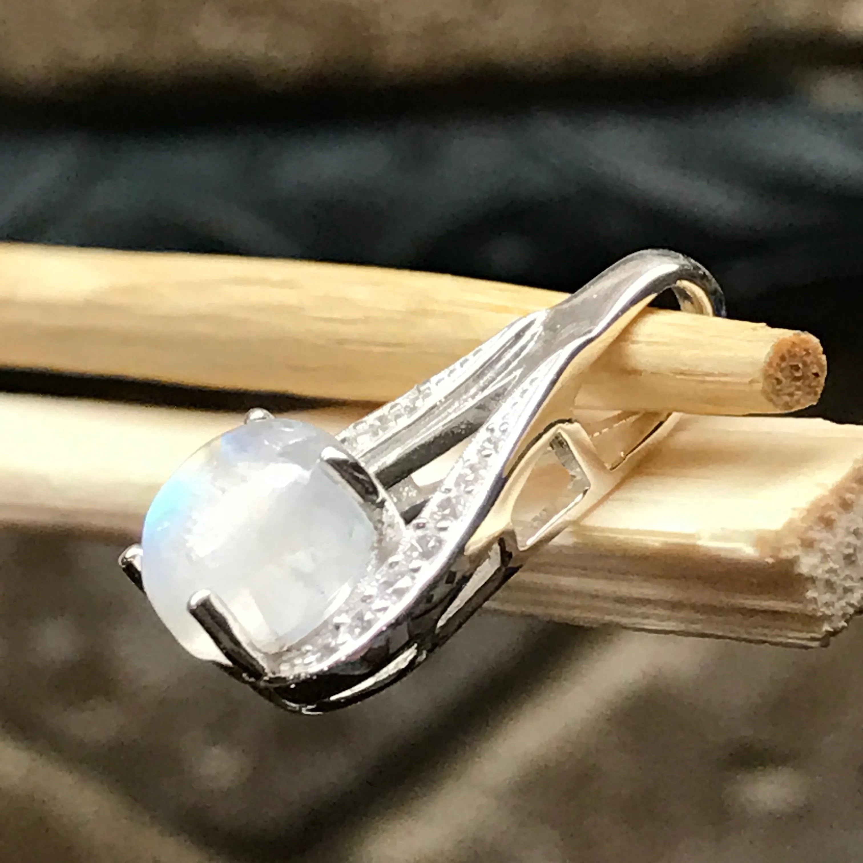 Genuine Rainbow Moonstone 925 Solid Sterling Silver Designer Pendant 20mm