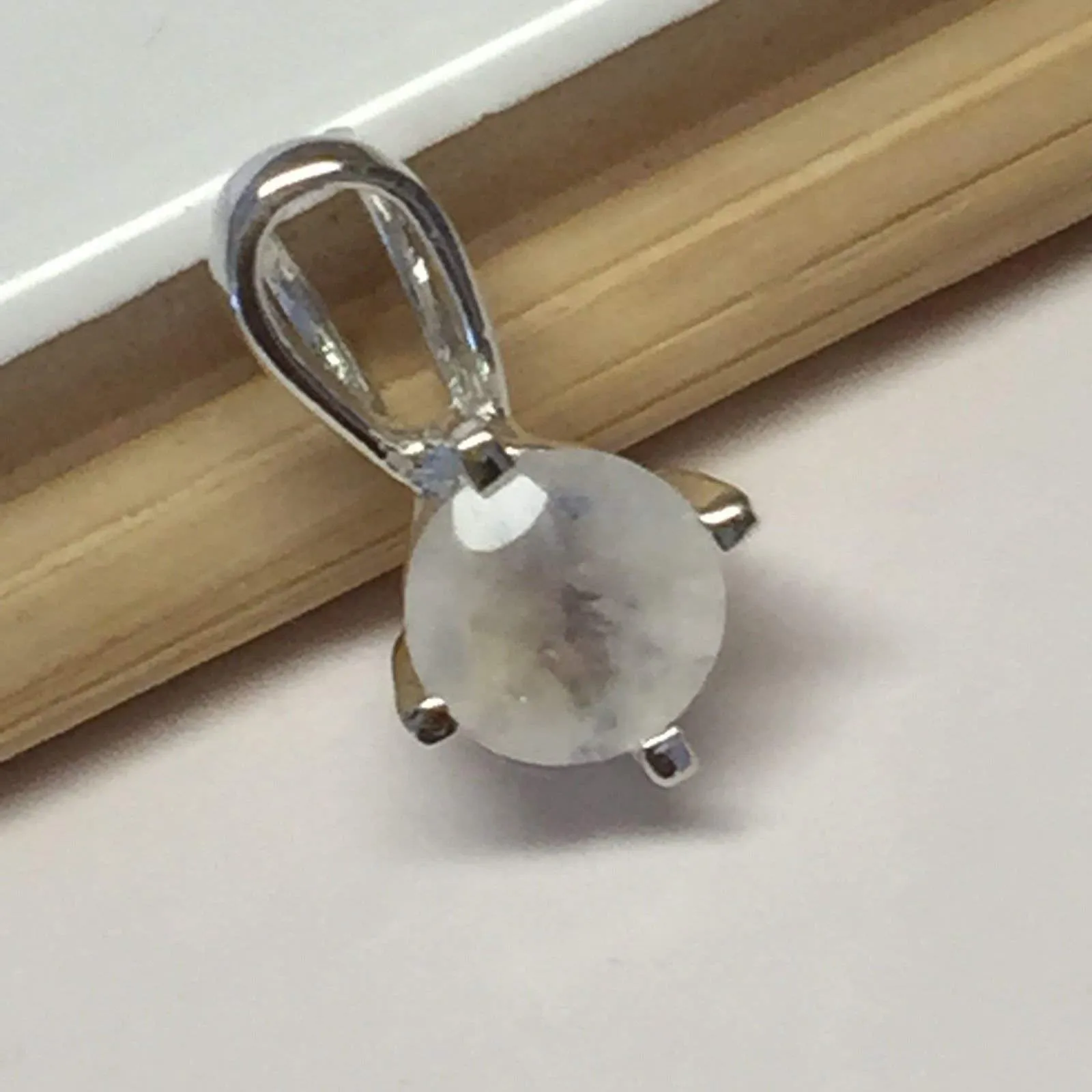 Genuine Rainbow Moonstone 925 Solid Sterling Silver Pendant 14mm