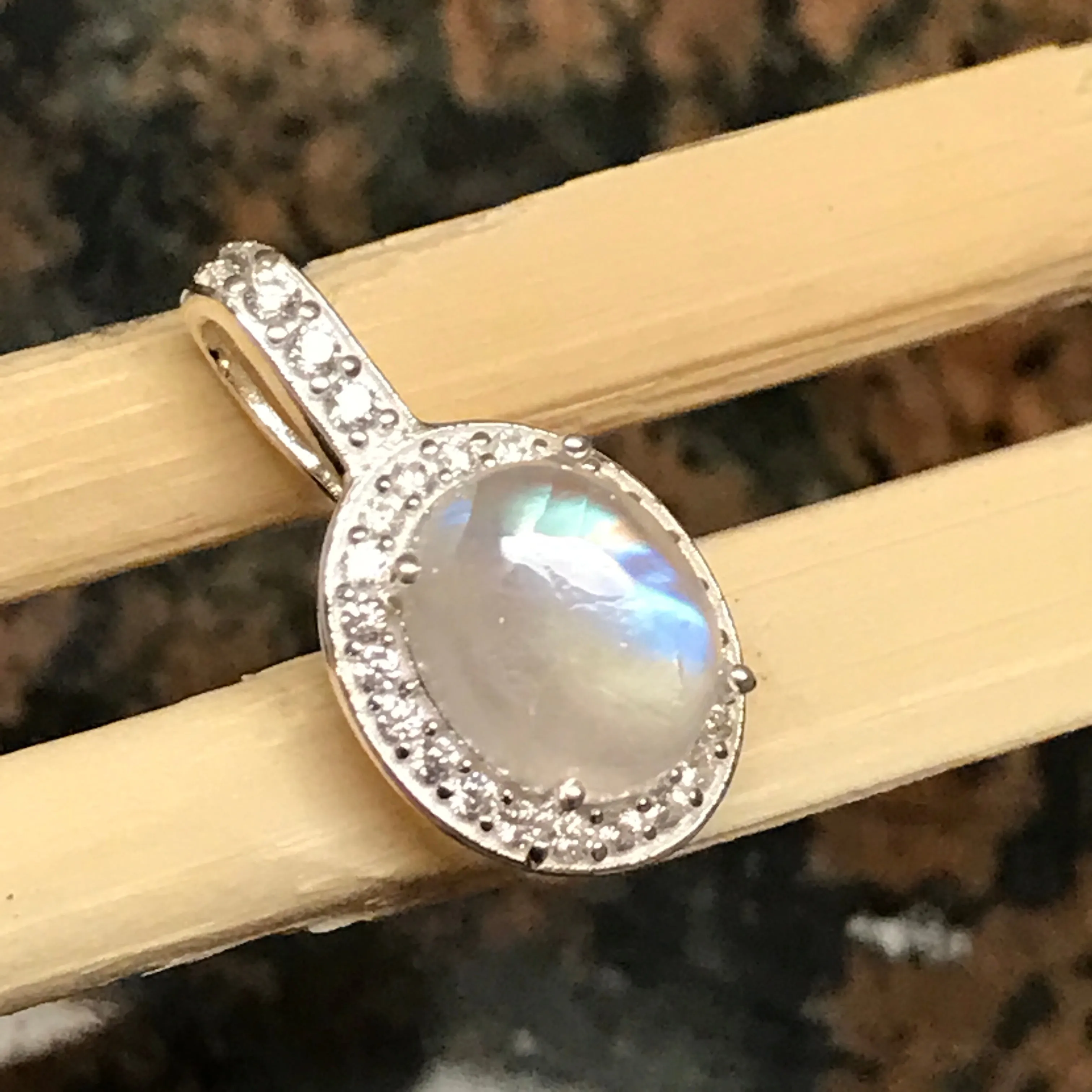 Genuine Rainbow Moonstone 925 Solid Sterling Silver Pendant 20mm