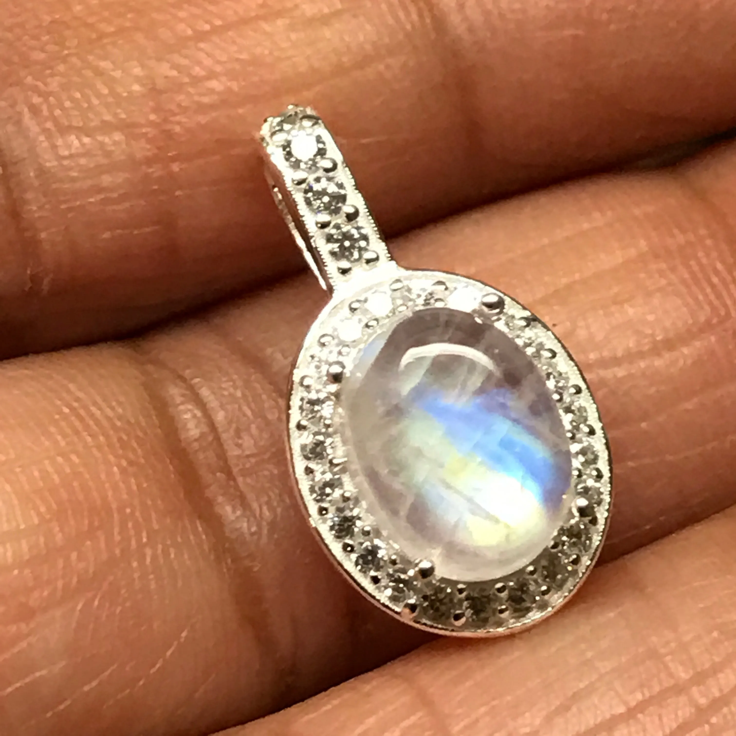 Genuine Rainbow Moonstone 925 Solid Sterling Silver Pendant 20mm