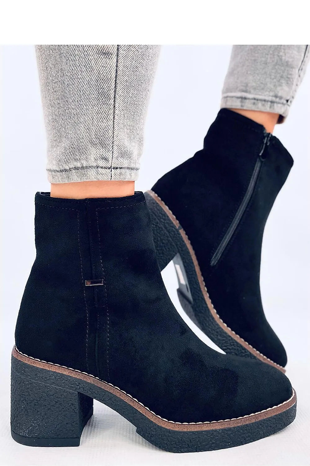 Heel boots