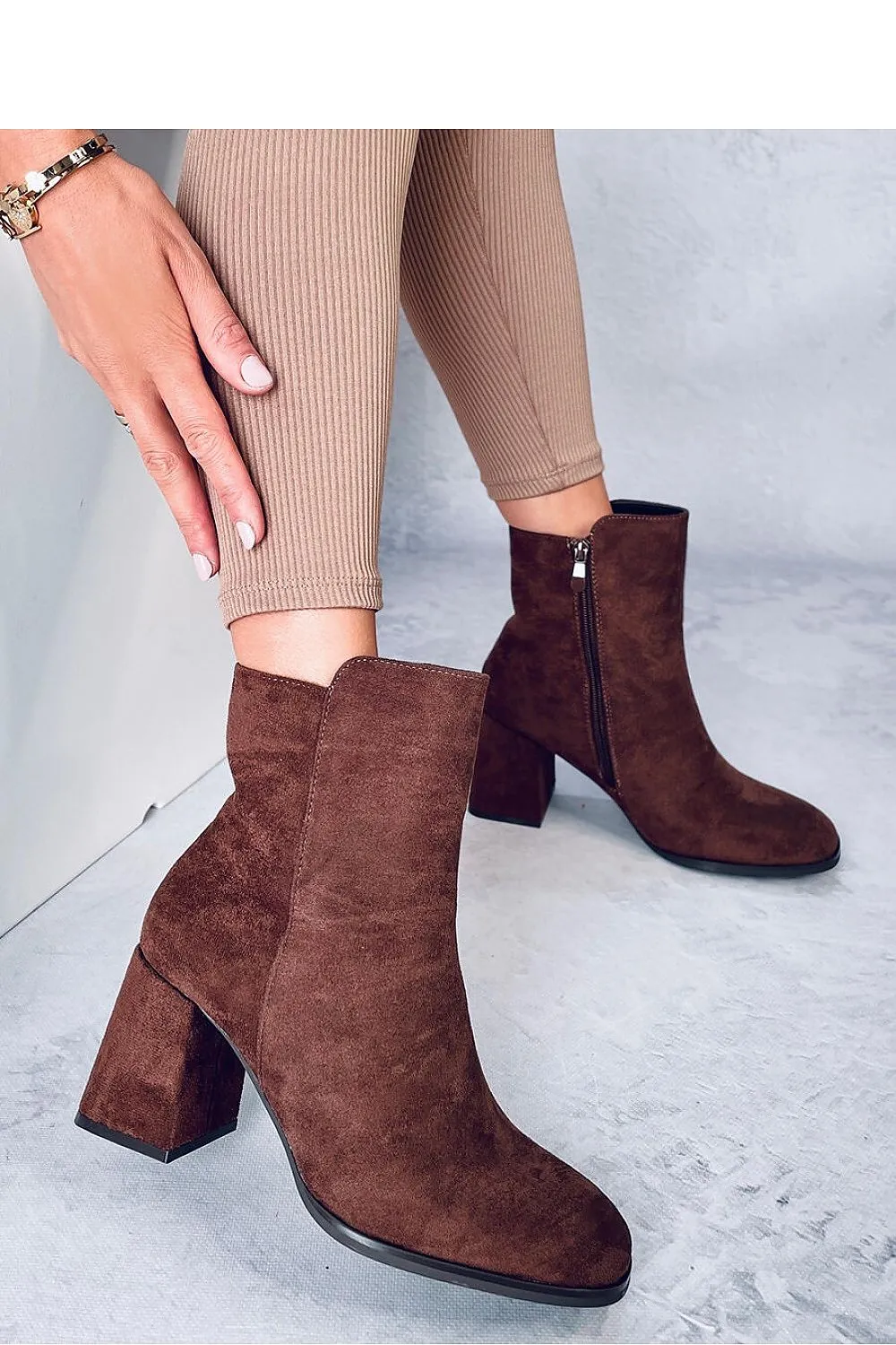 Heel boots