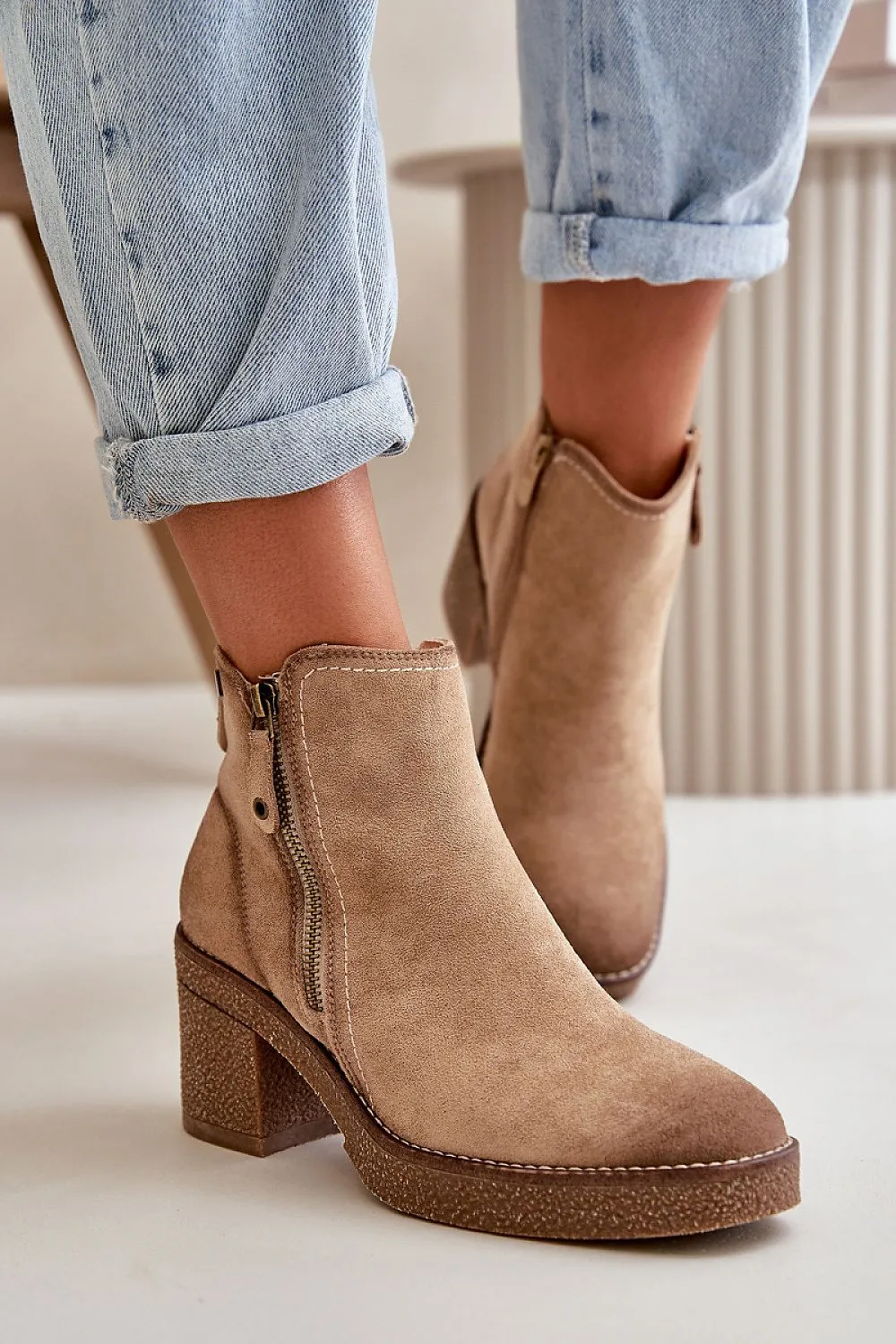 Heel boots