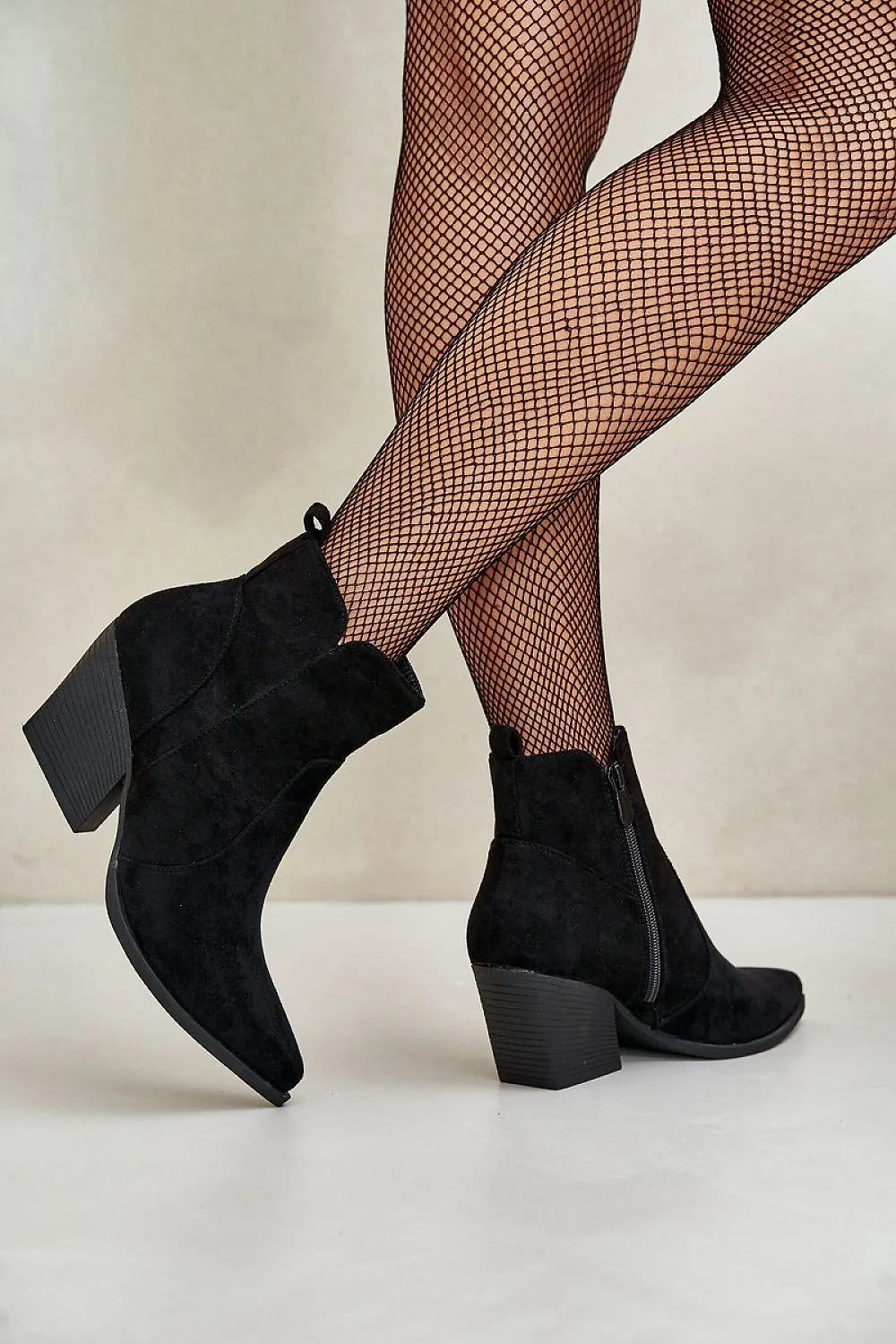 Heel boots