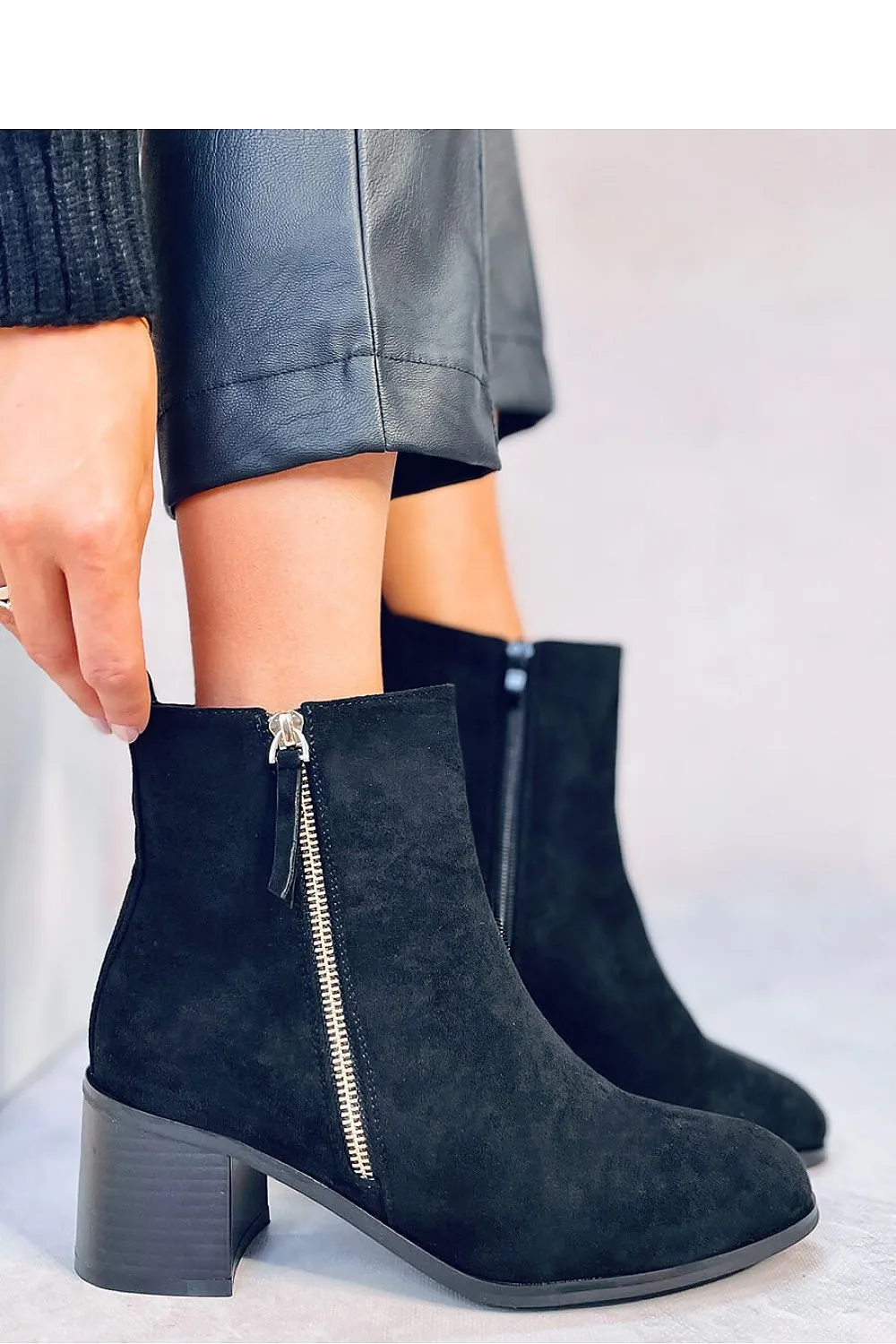Heel boots