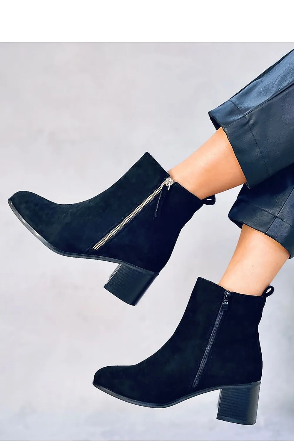 Heel boots