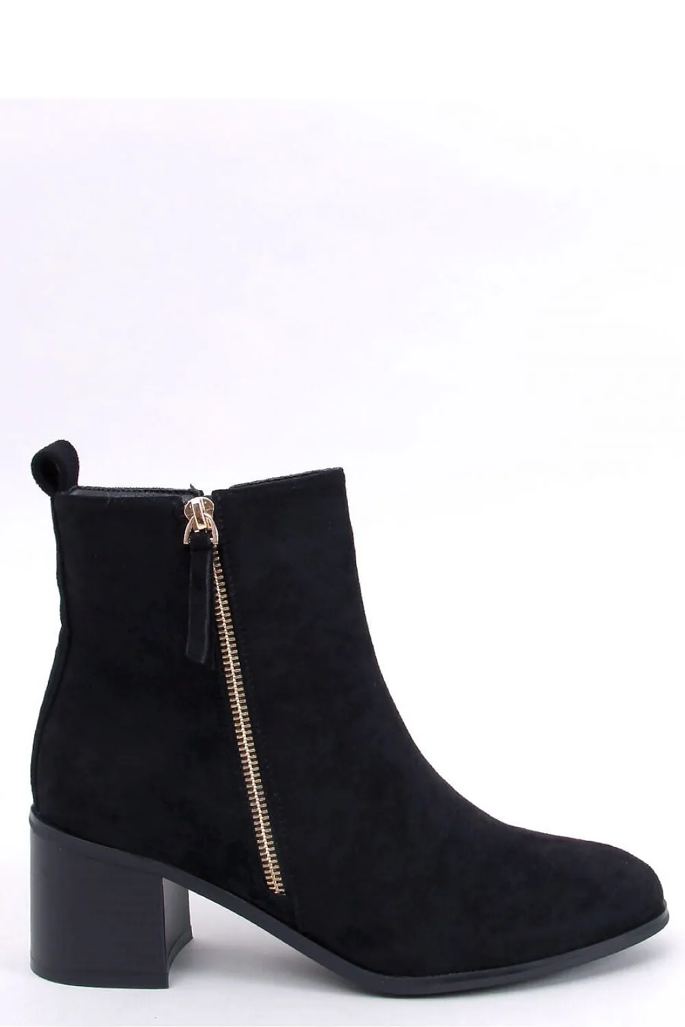 Heel boots