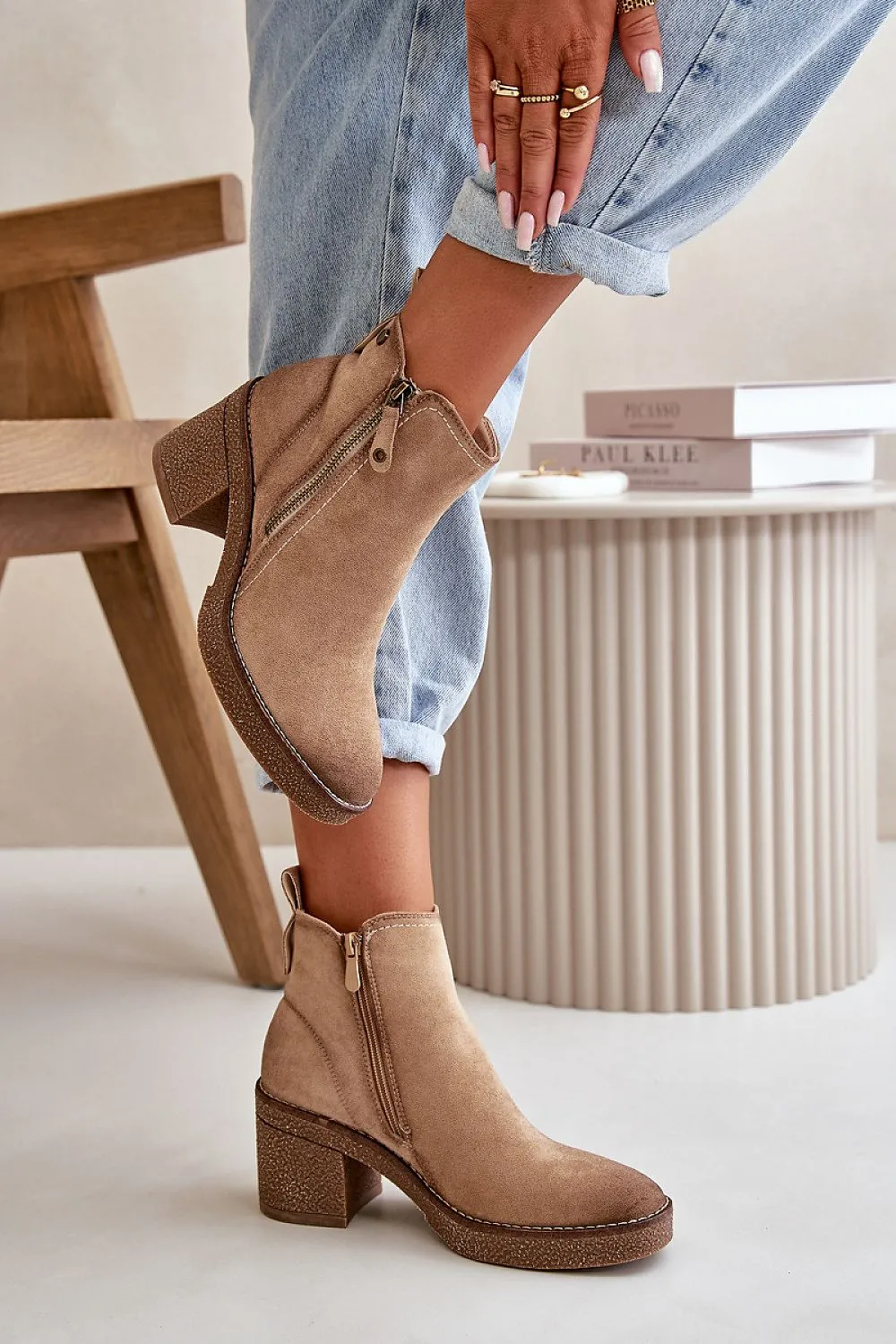 Heel boots