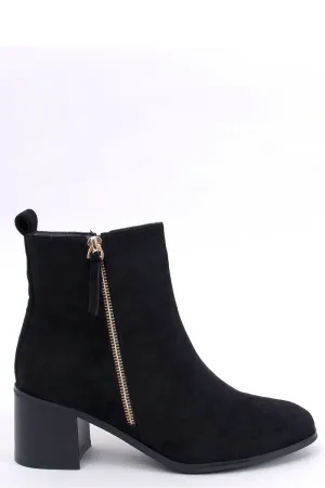 Heel boots