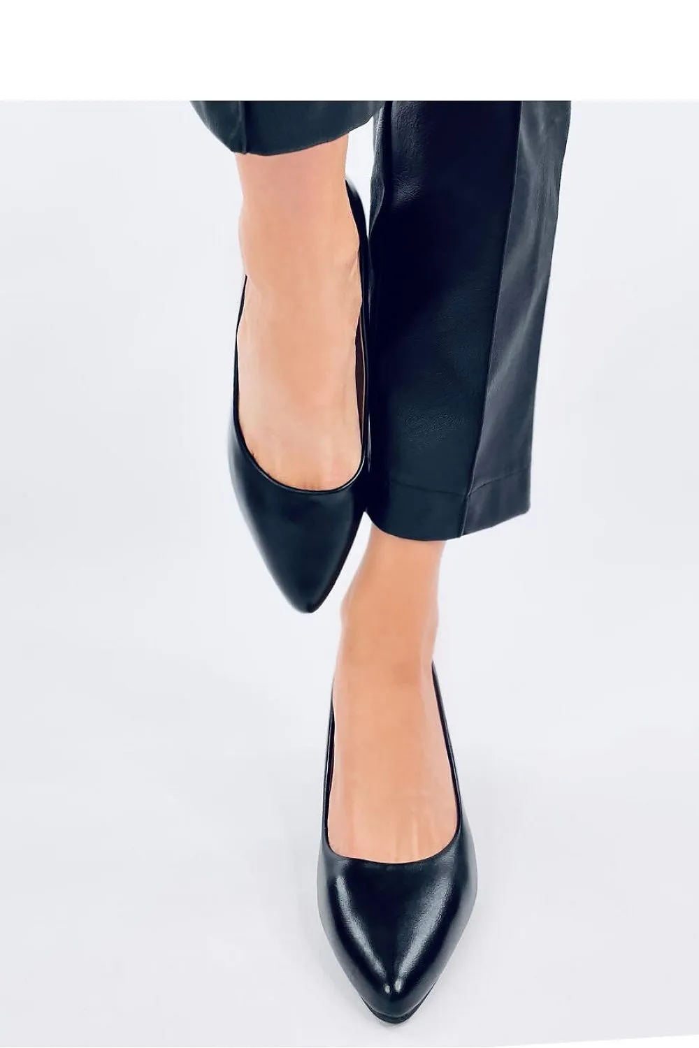 Heel pumps