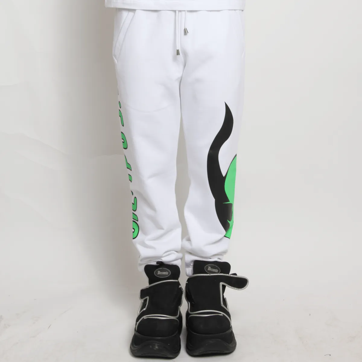 INVASION JOGGERS WHITE