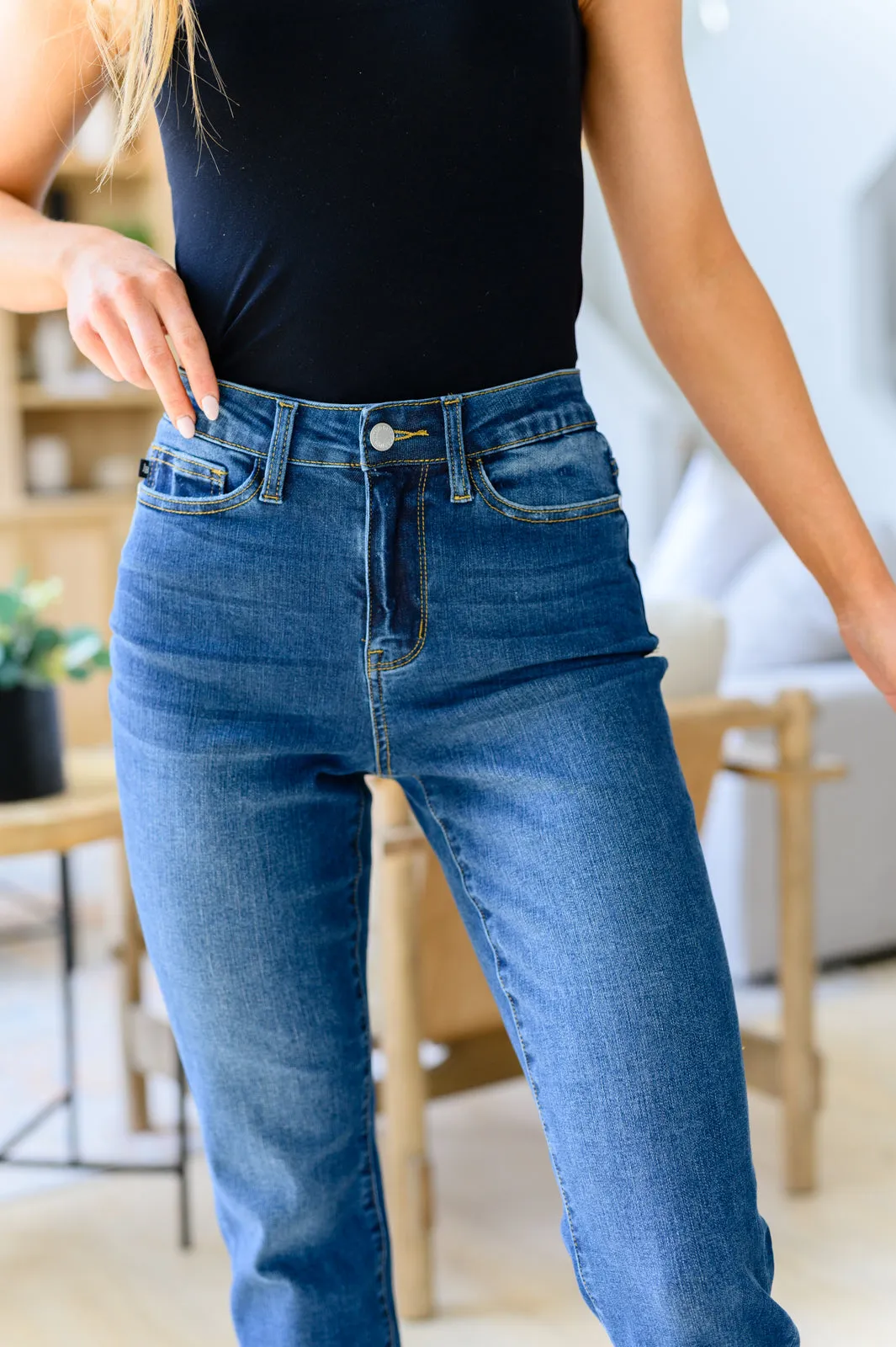 Judy Blue High-Rise Cool Denim Boyfriend Jeans