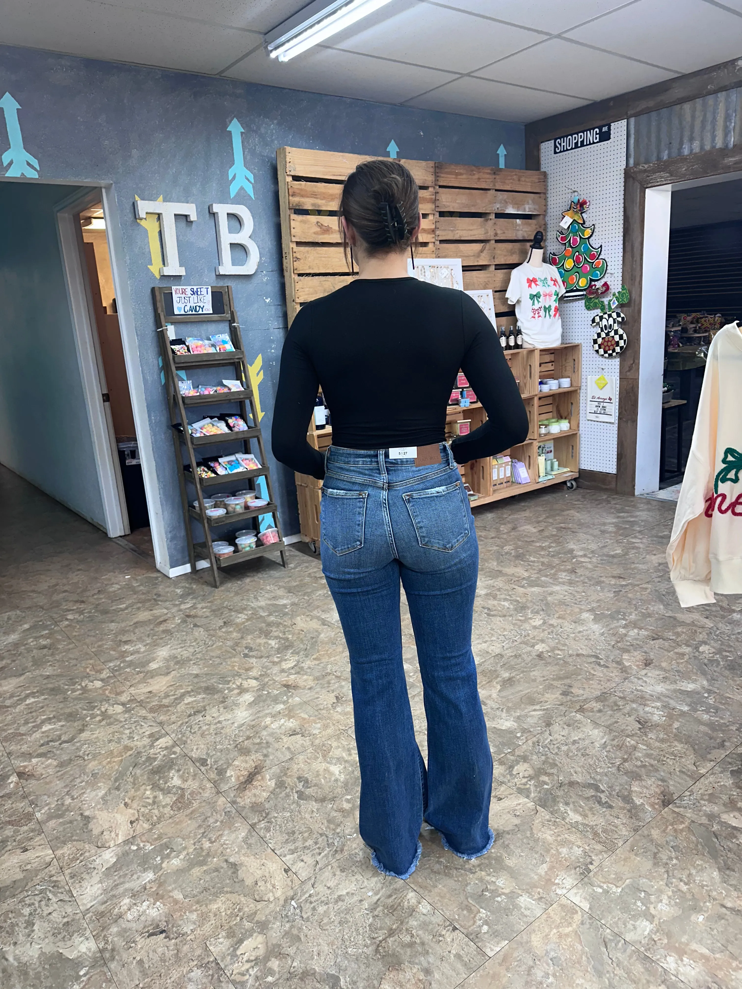 Judy Blue Mid Rise Button Fly Flare