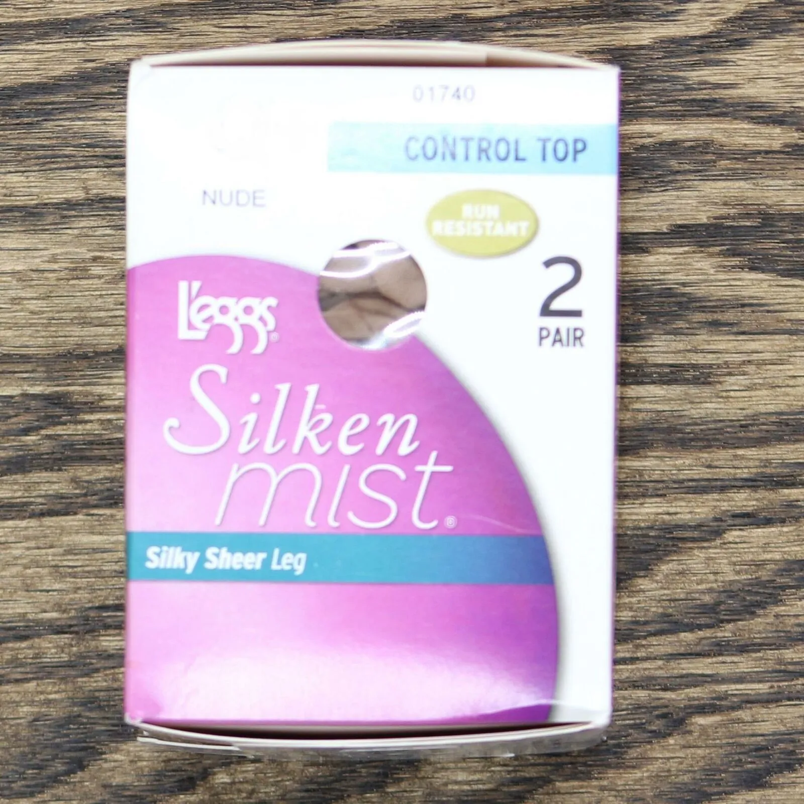 L'eggs Silken Mist Women's Control Top Pantyhose. Q20169