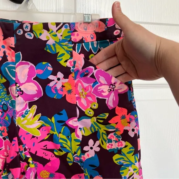 Lilly Pulitzer Arabeth Stretch Floral Shorts in Cherry Ganache Bohemian Garden