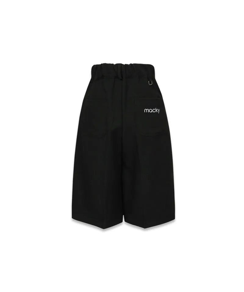 MACKY Golf: Basic Bermuda Pants - Black
