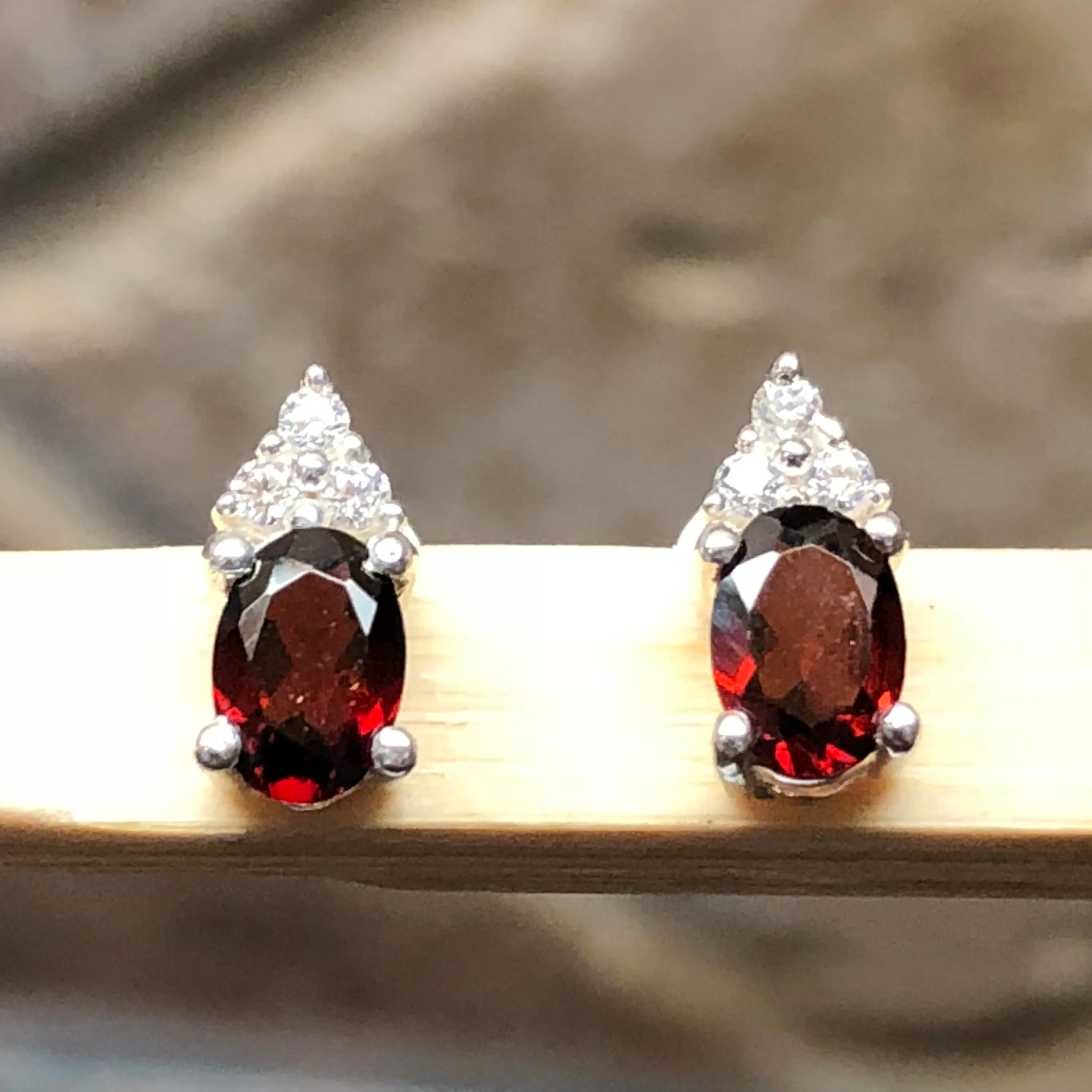 Natural 1.5ct Garnet 925 Solid Sterling Silver Earrings 10mm