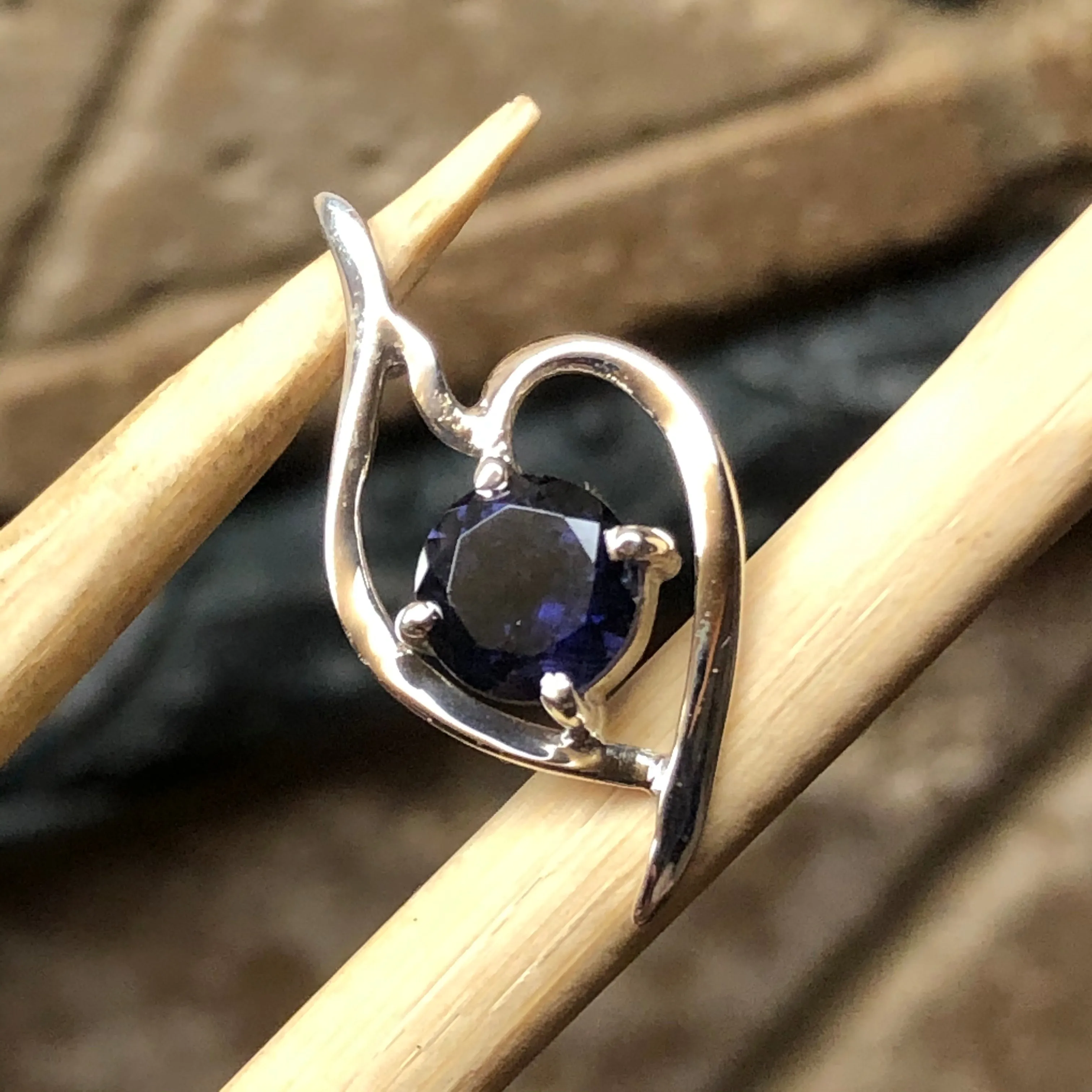Natural 1ct Iolite 925 Solid Sterling Silver Heart Pendant 22mm