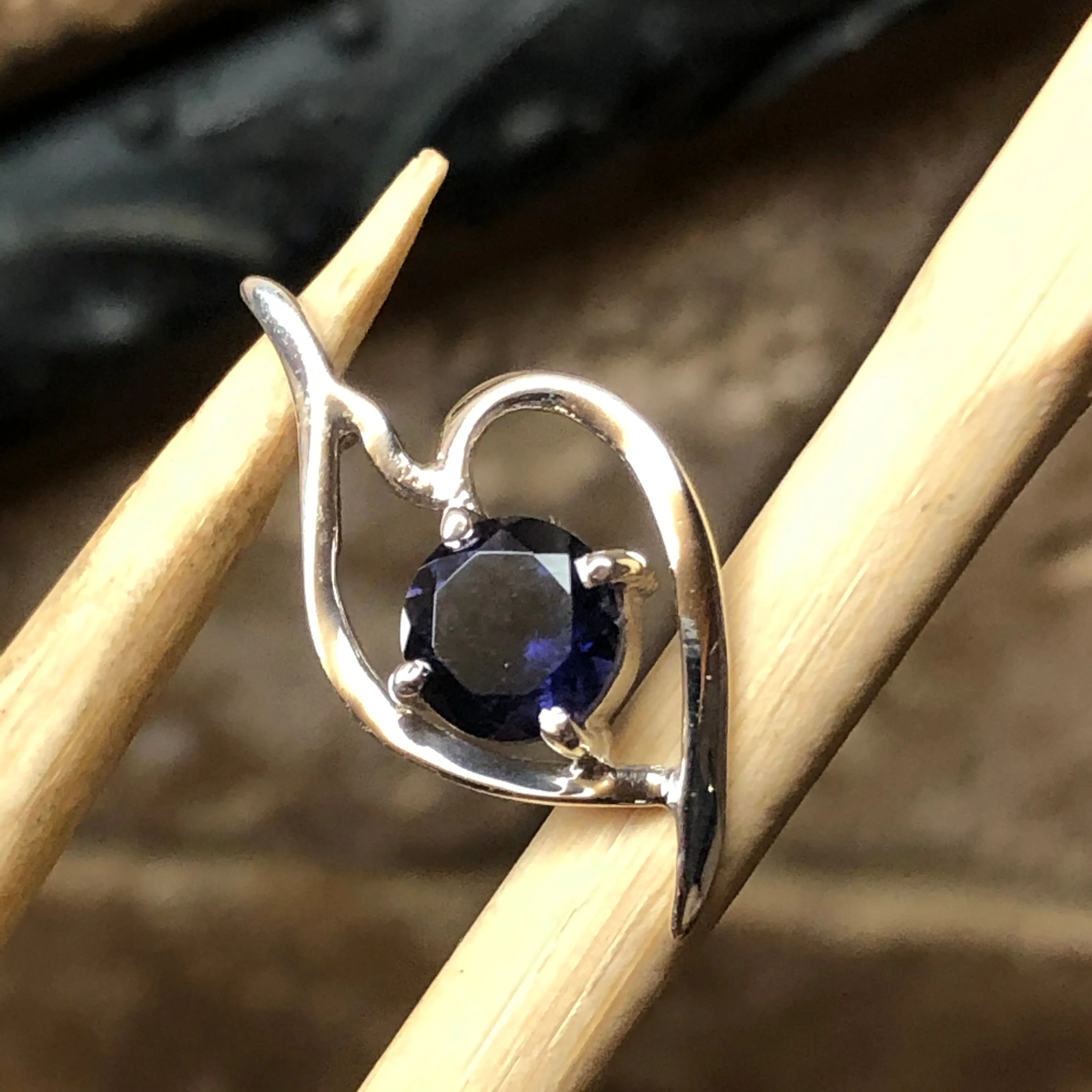 Natural 1ct Iolite 925 Solid Sterling Silver Heart Pendant 22mm