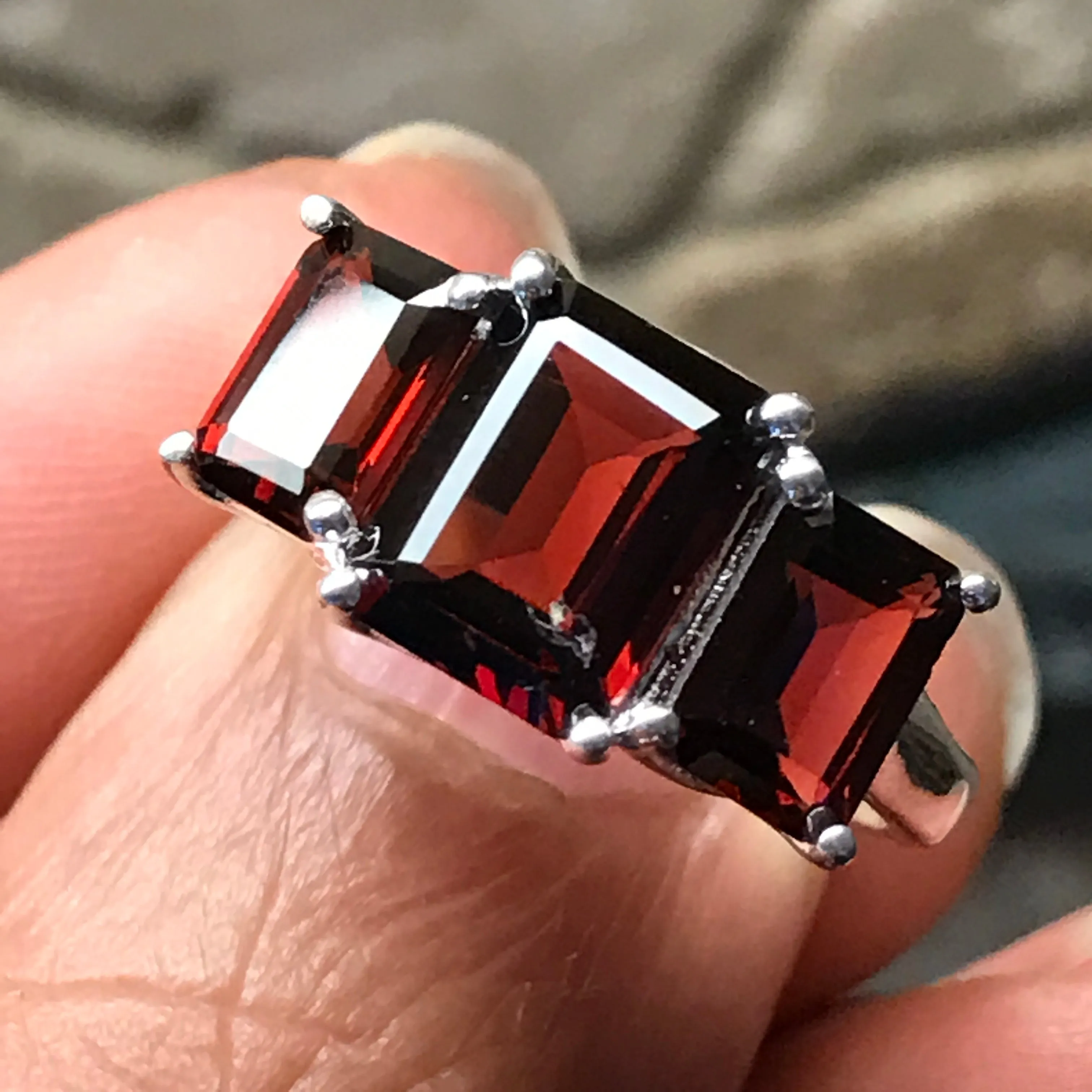 Natural 4ct Garnet 925 Solid Sterling Silver Ring Size 6, 7, 8, 9