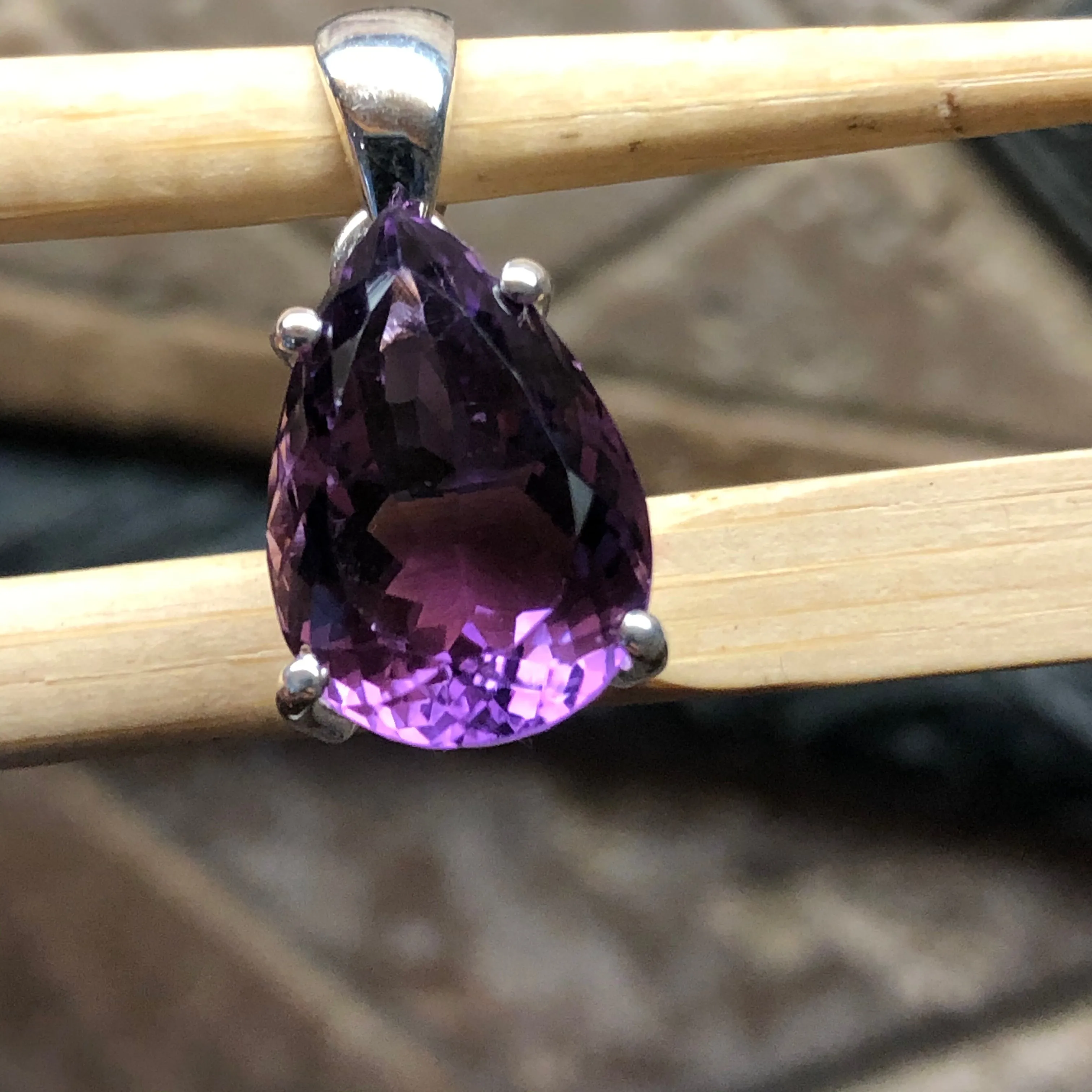 Natural 8ct Purple Amethyst 925 Solid Sterling Silver Pendant 25mm