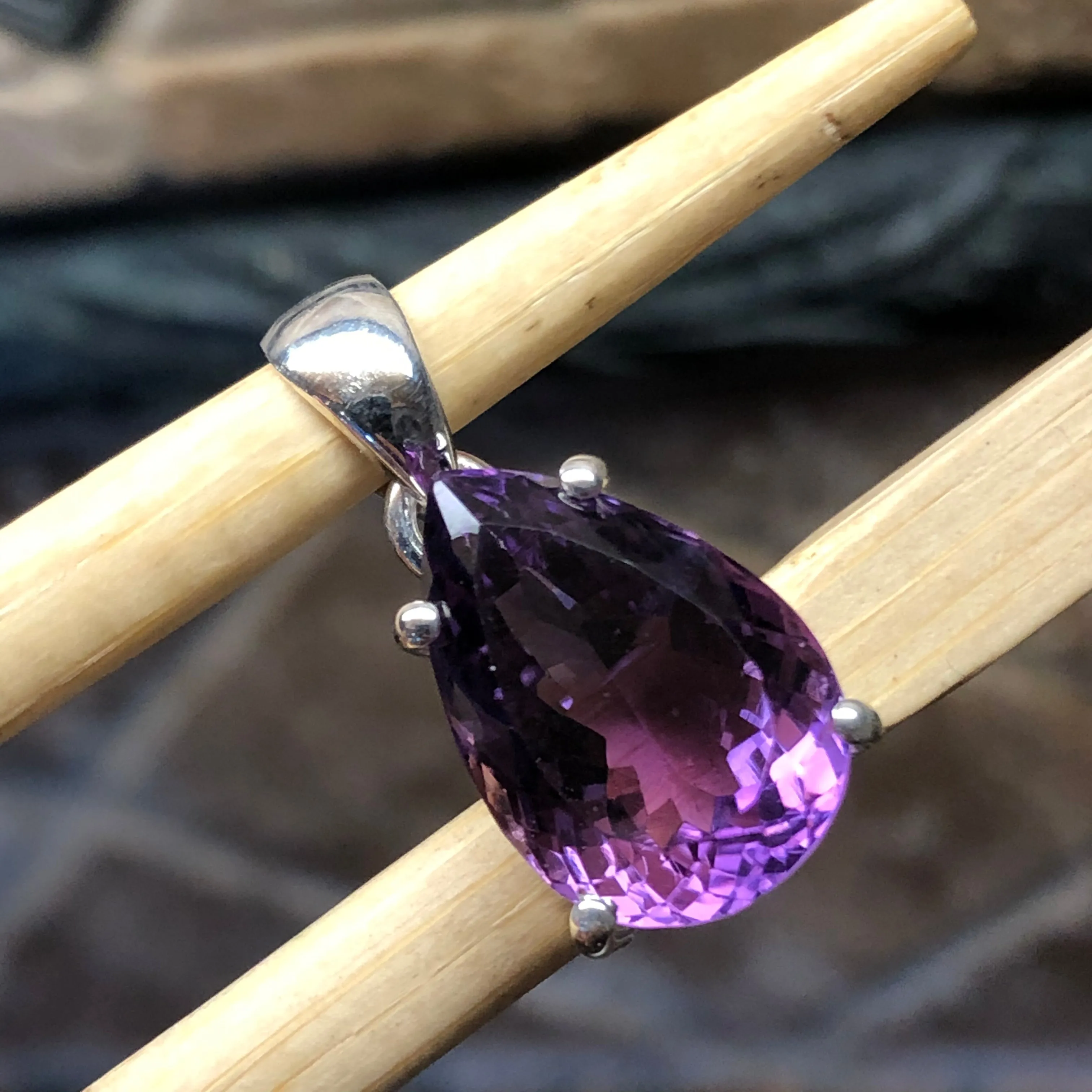 Natural 8ct Purple Amethyst 925 Solid Sterling Silver Pendant 25mm