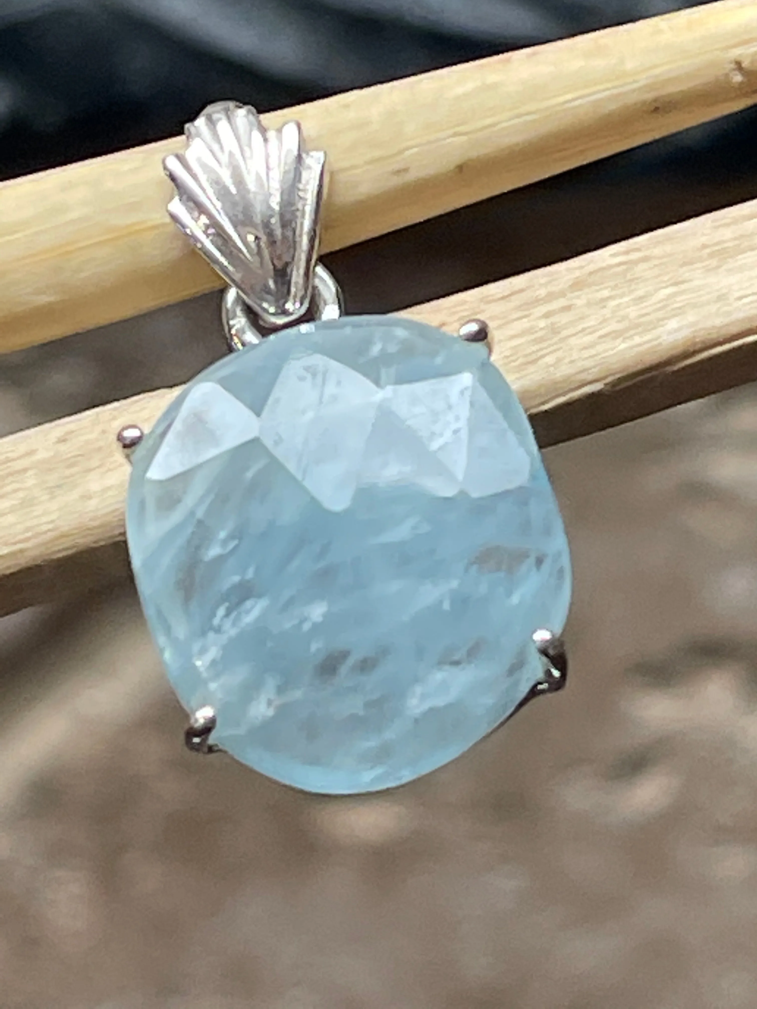 Natural Aquamarine 925 Solid Sterling Silver Pendant 25mm