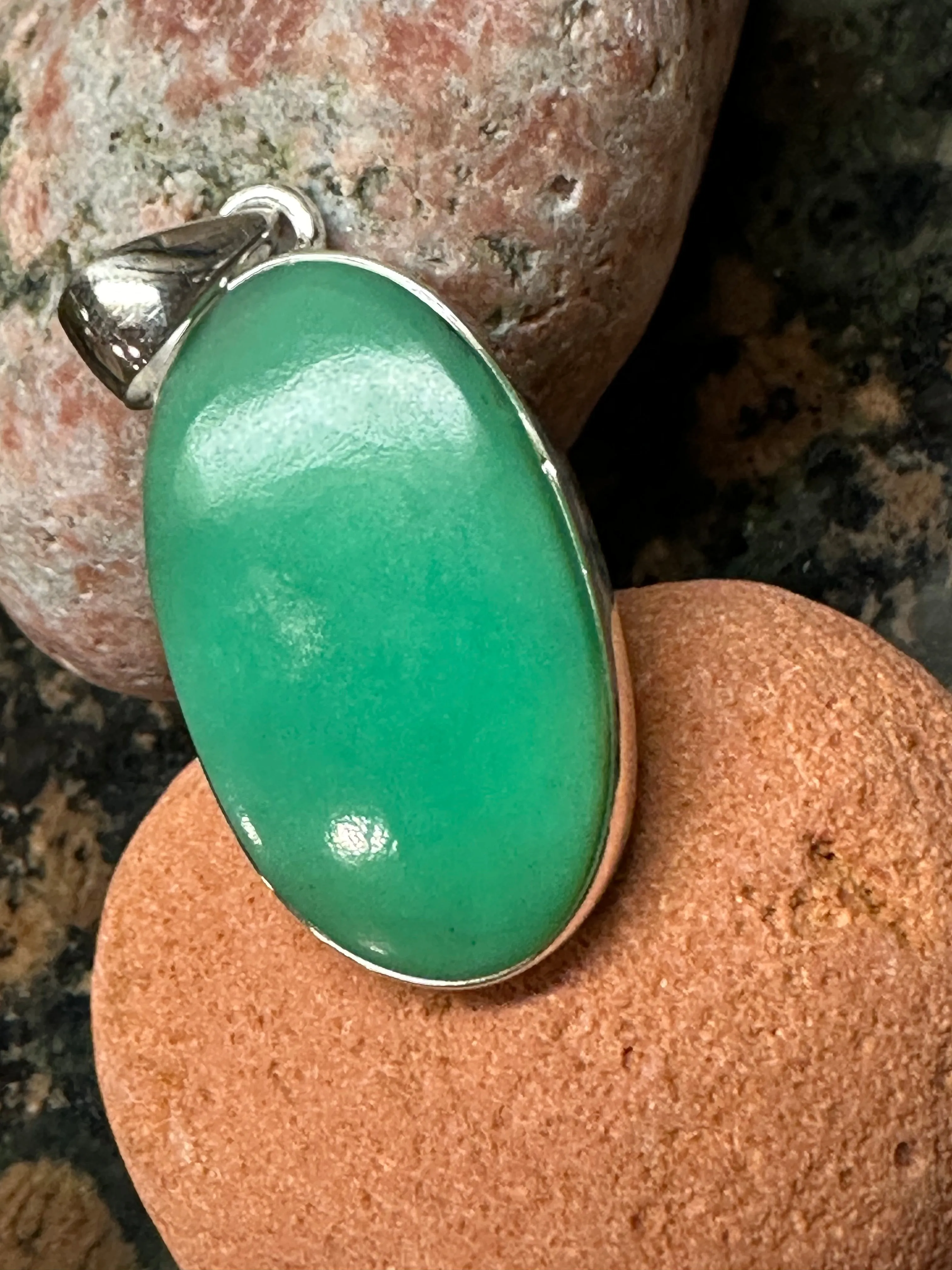 Natural Australian Chrysoprase 925 Sterling Silver Pendant 40mm