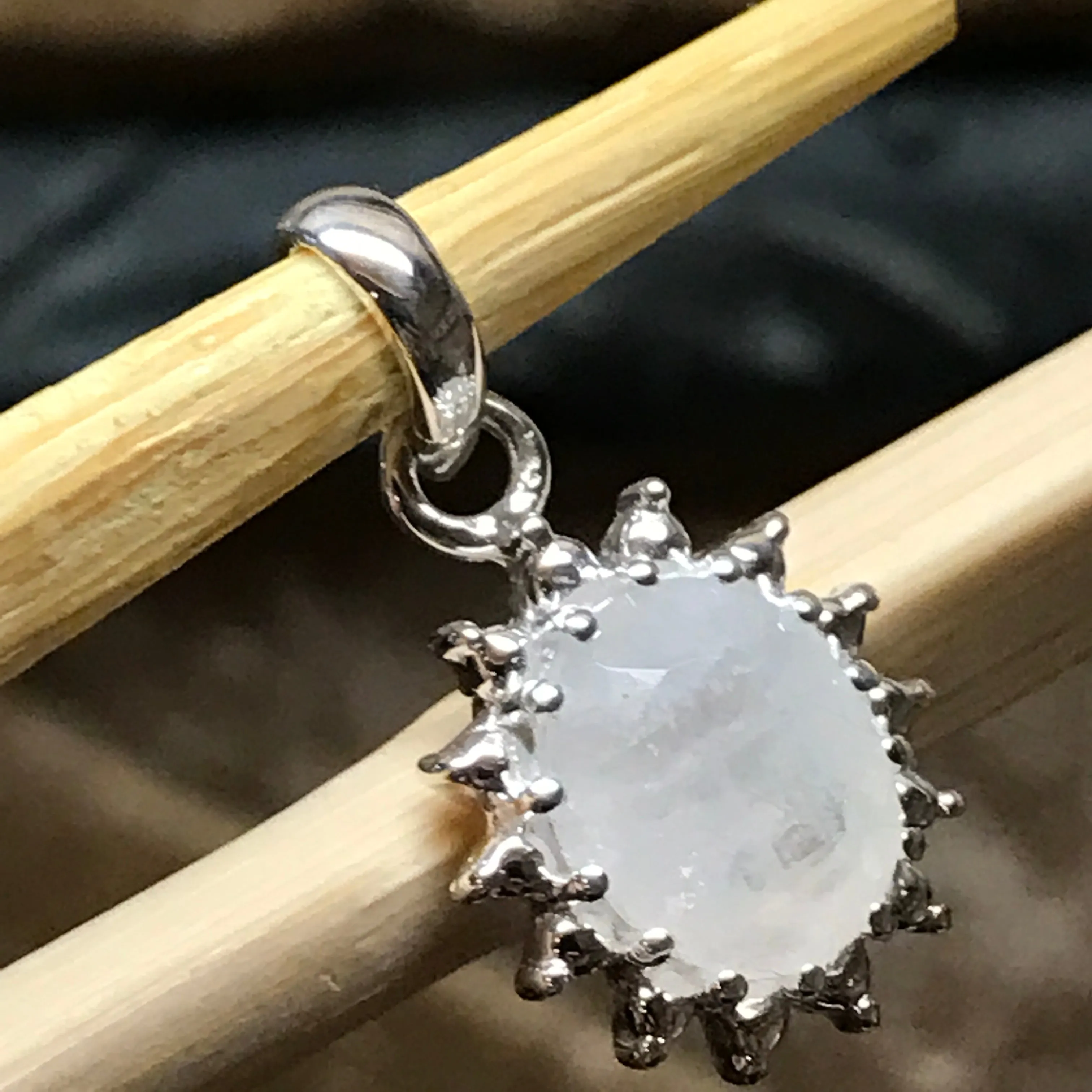 Natural Rainbow Moonstone 925 Solid Sterling Silver Pendant 20mm
