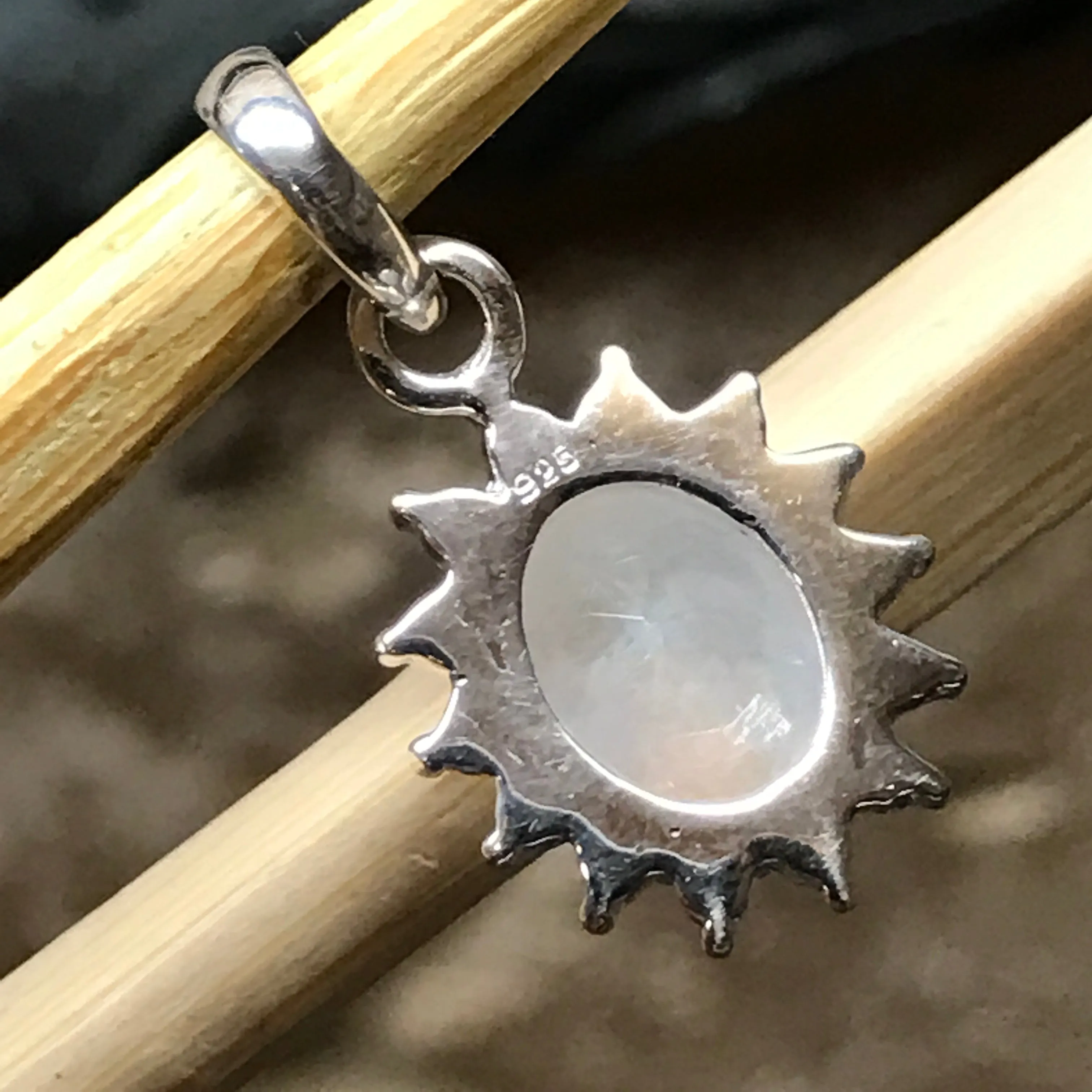 Natural Rainbow Moonstone 925 Solid Sterling Silver Pendant 20mm