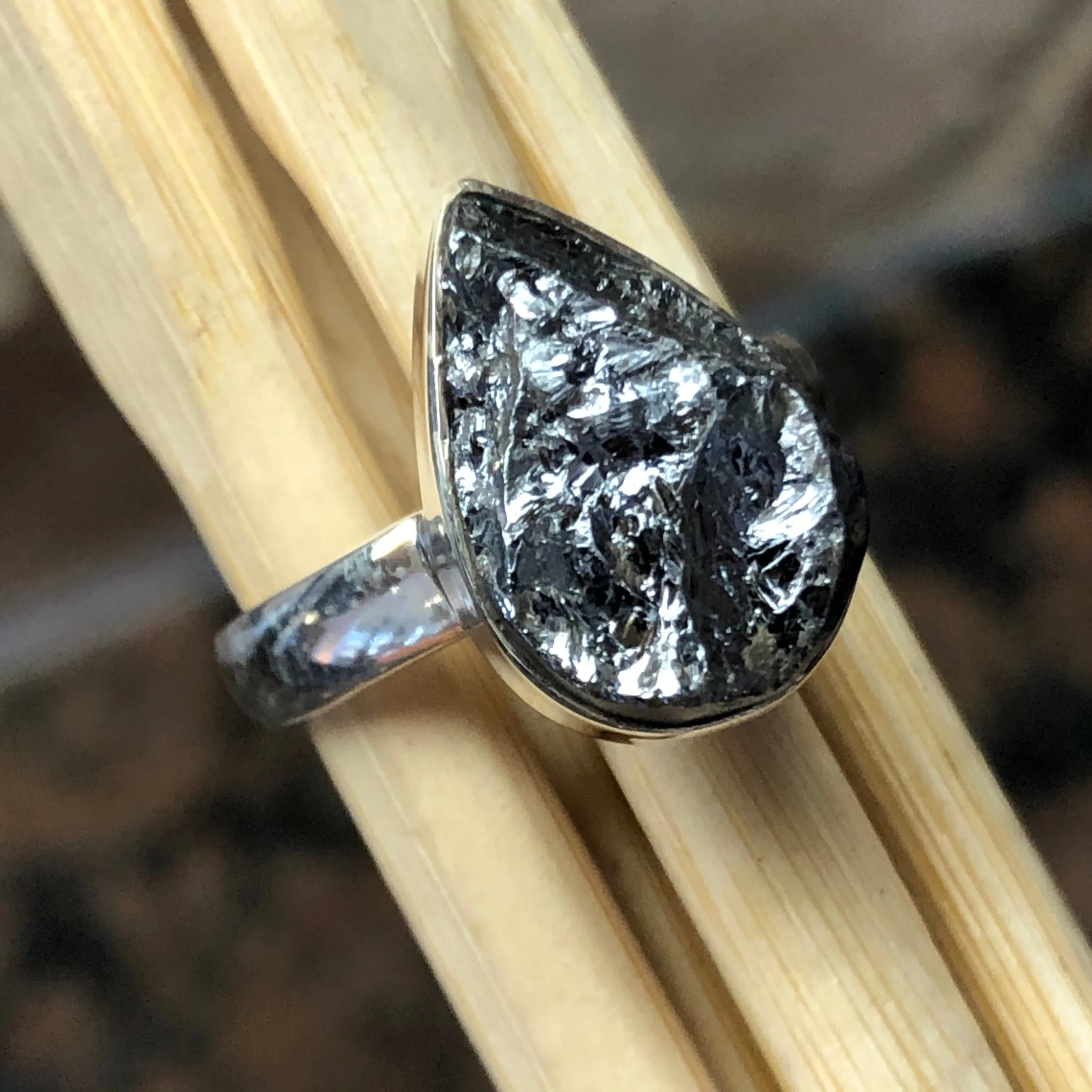 Natural Silicone 925 Solid Sterling Silver Ring Size 7